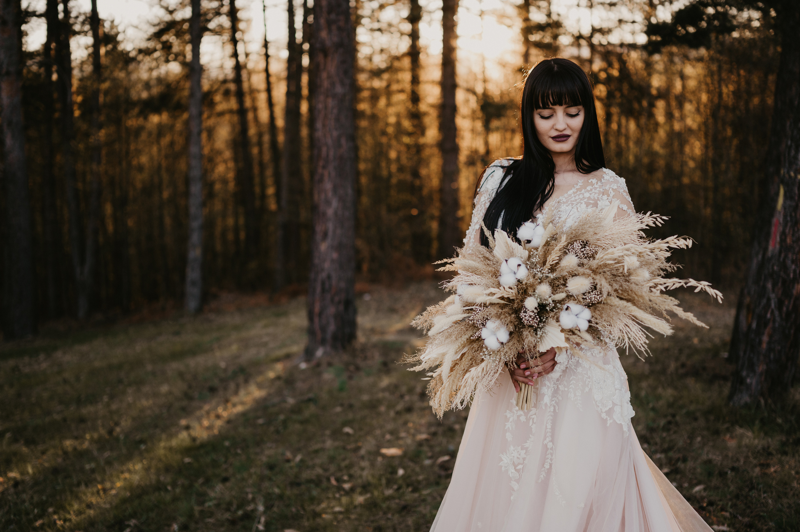 Cosmin si Irina: Povestea iubirii din Ponoarele, Mehedinti. Valentin Melen - fotograf de nunta 🤍