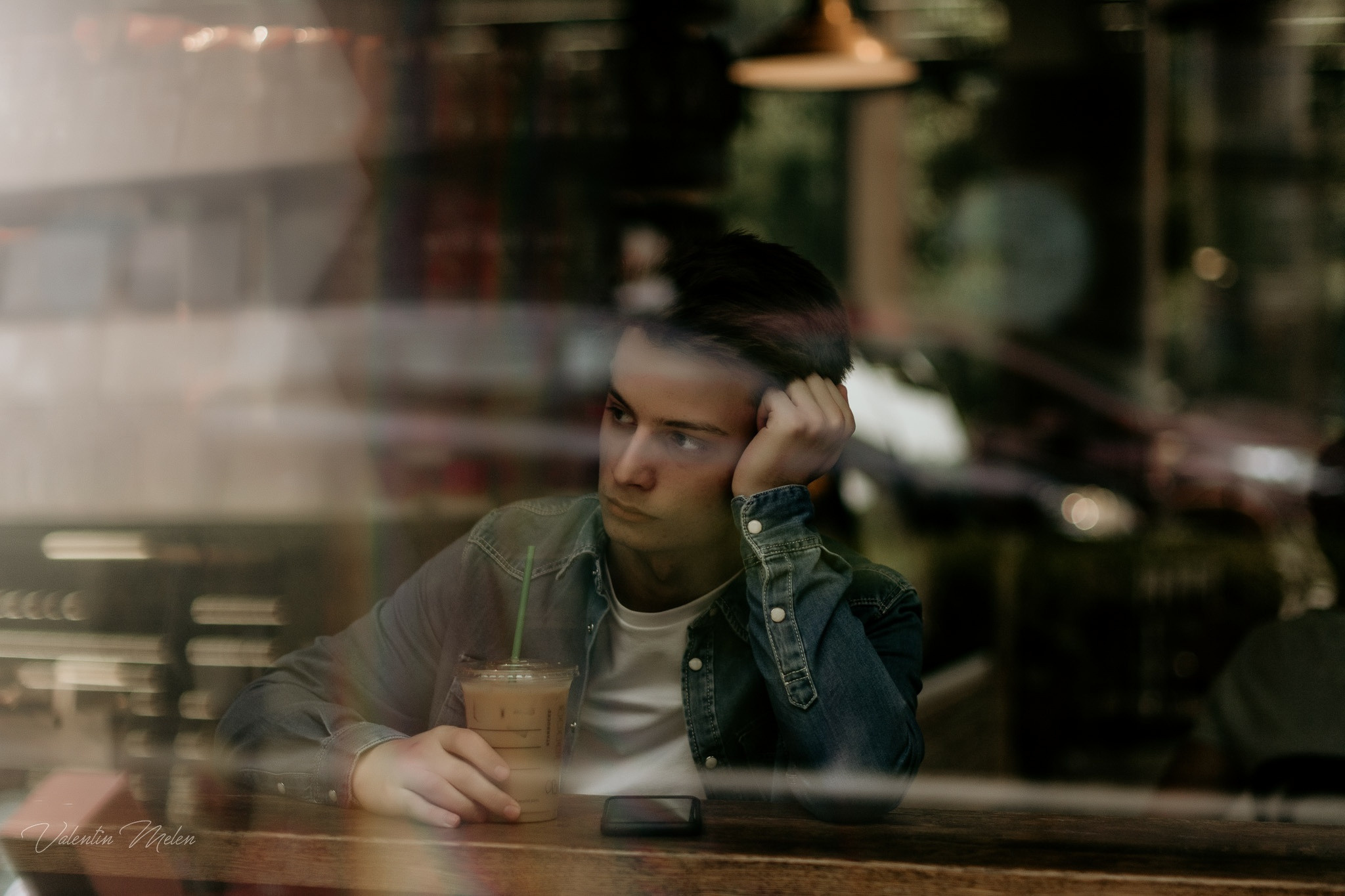 Portret. Valentin Melen - fotograf de nunta 🤍
