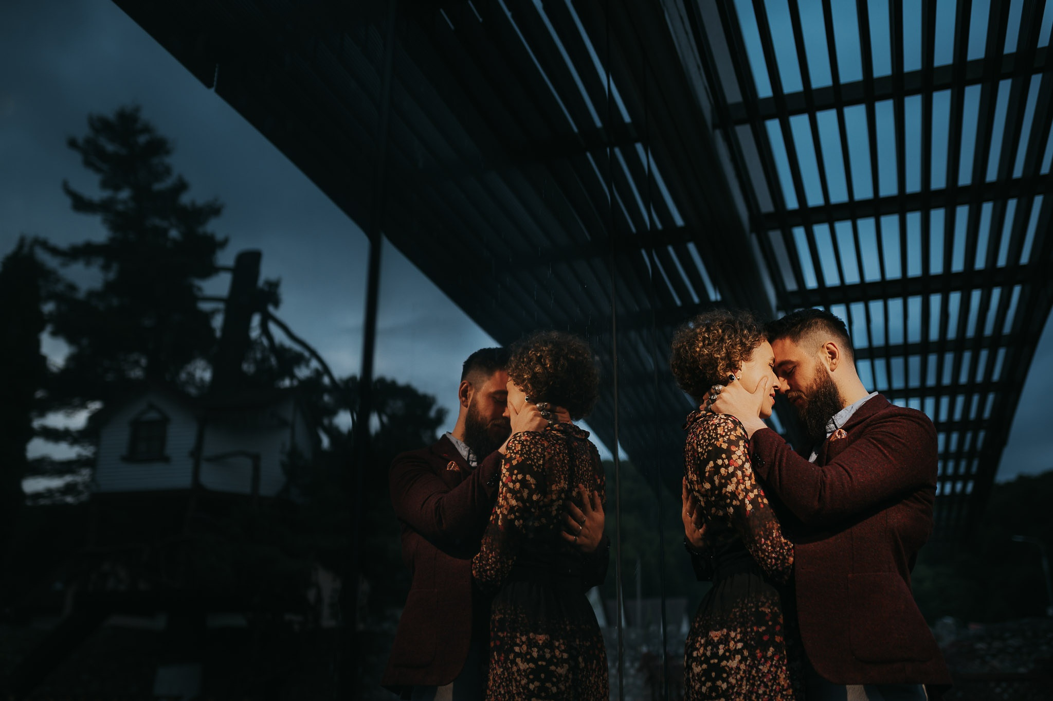 Reflexii in sedinta foto cu mirii