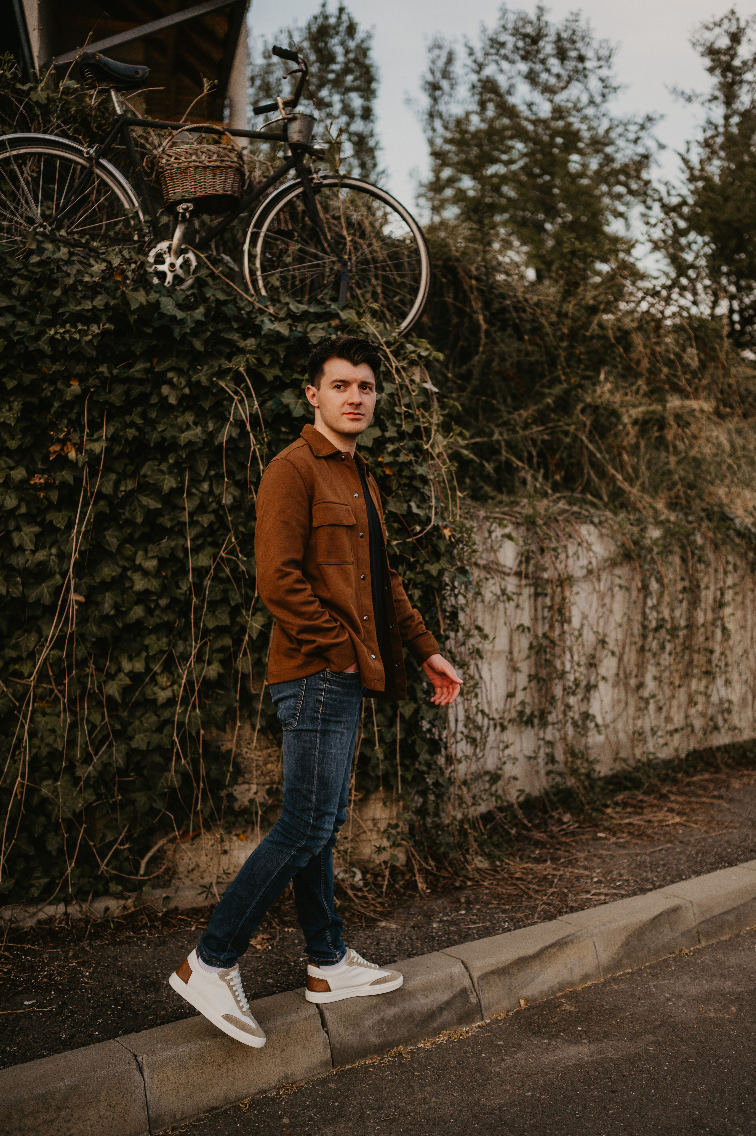 Portret. Valentin Melen - fotograf de nunta 🤍