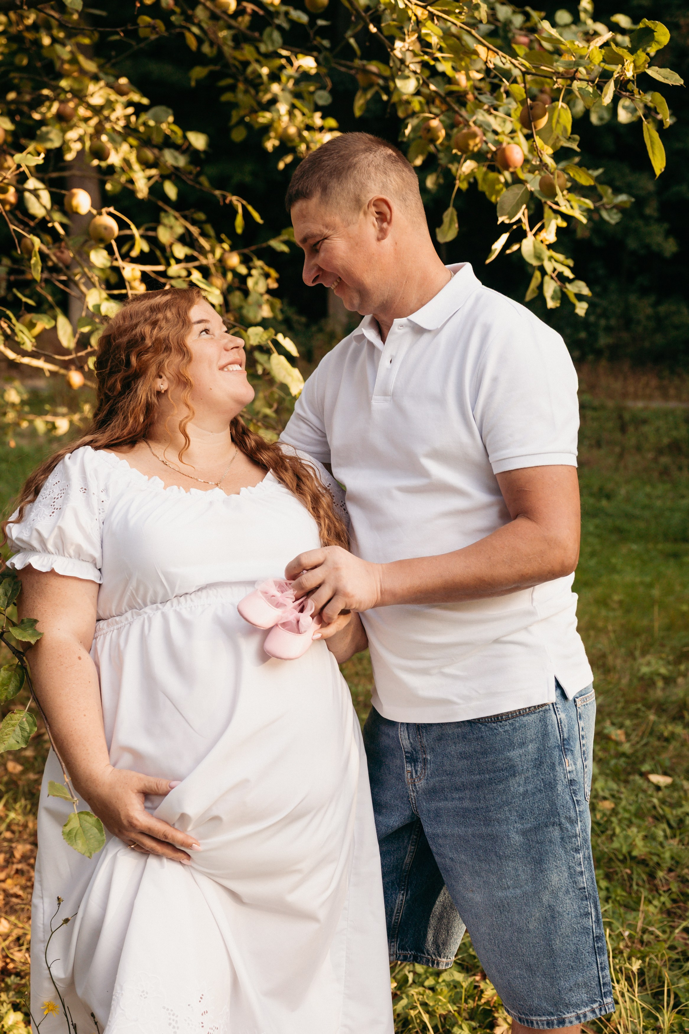 Těhotenské focení. Lifestyle a rodinná fotografka v Pisku Oxana Telupilova