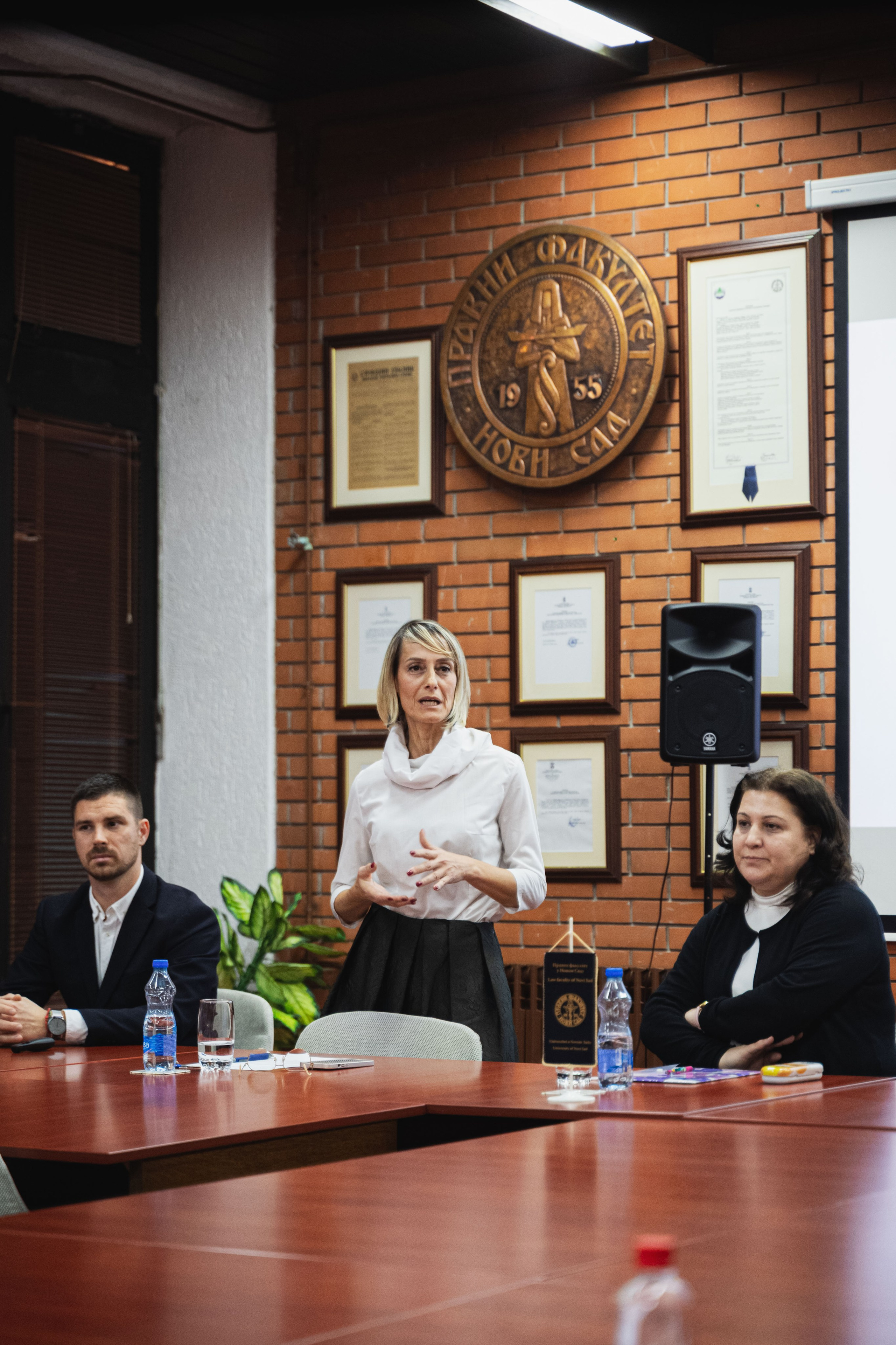 VIP nedelja na pravnom fakultetu Ai predavanje. Жуков Студио