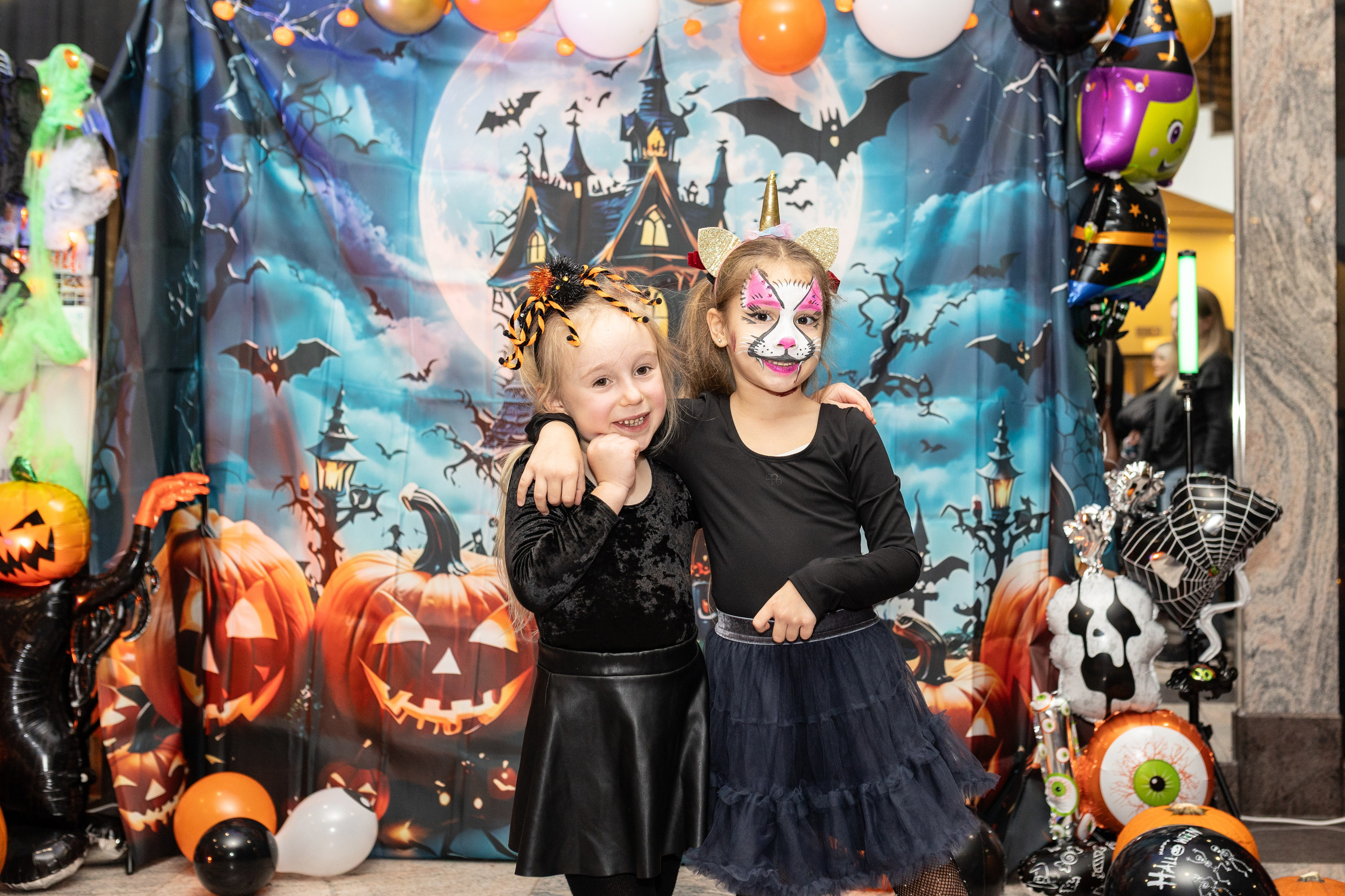 Leo dance studio Helloween 2025. Семейный и детский фотограф в Варшаве Мила Бобровская