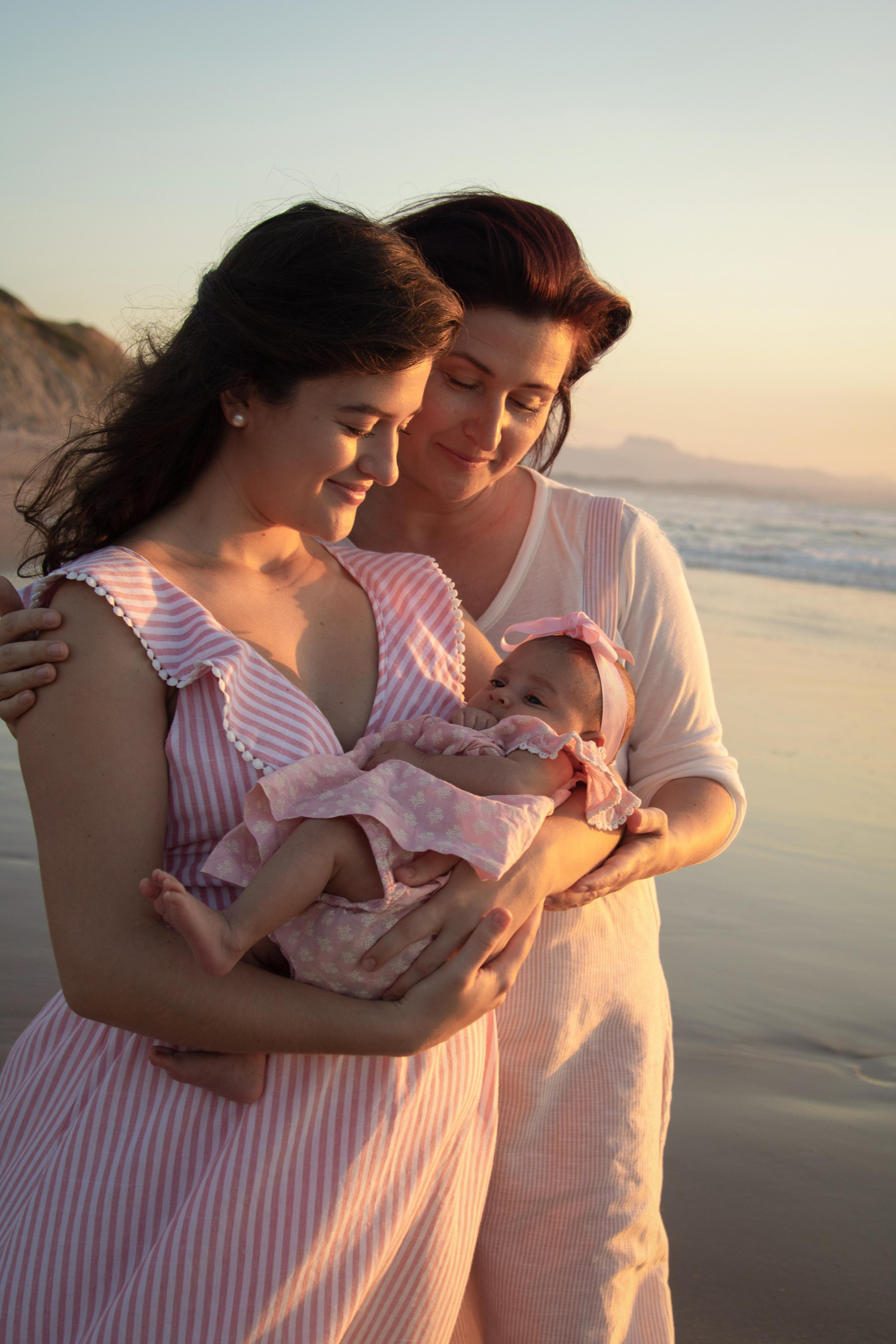 Photo mariage Biarritz photographe portraits famille pays basque shooting extérieur reportage événementiel Côte Basque. Photographe de famille et mariage à Biarritz Marianna Portassau