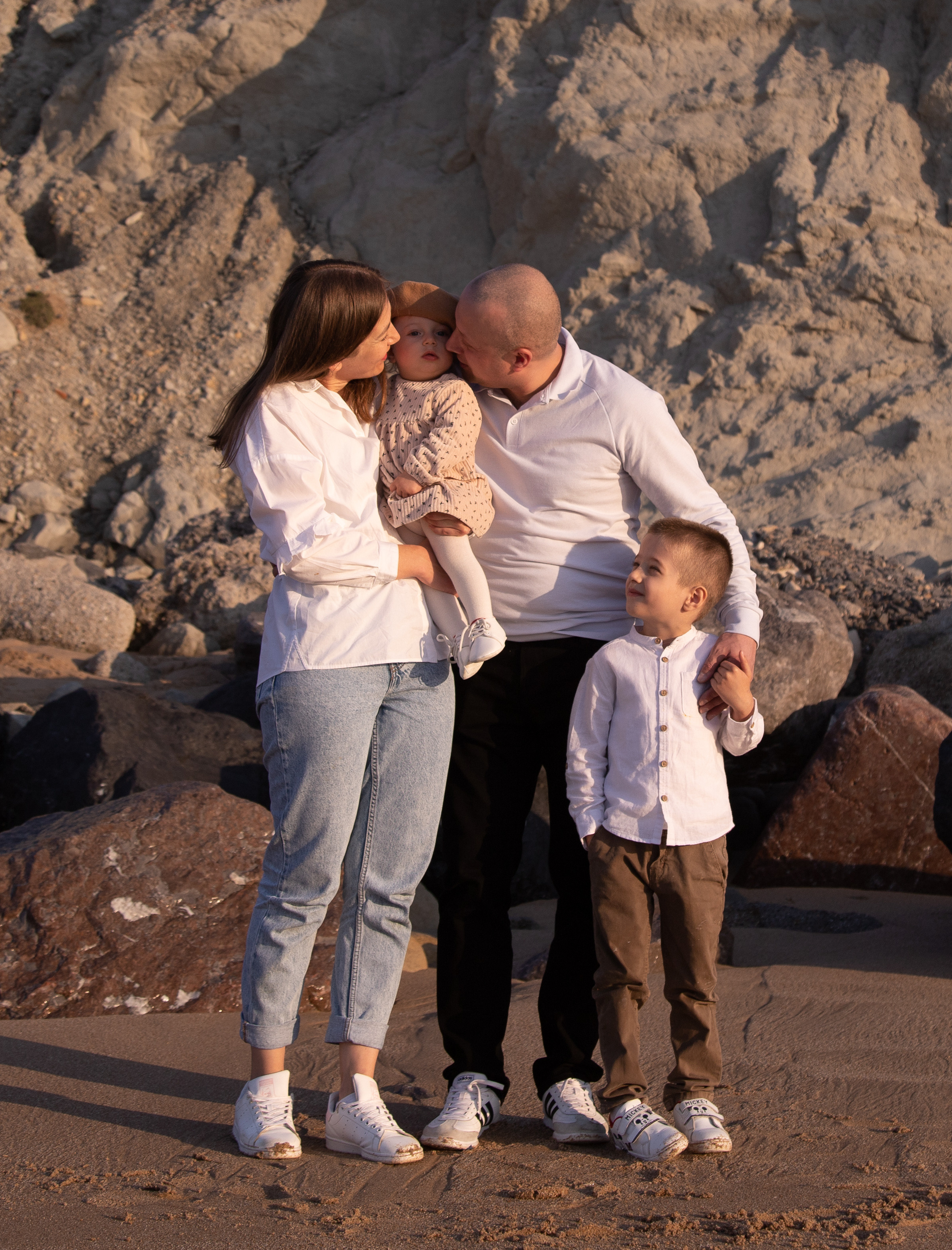Photo mariage Biarritz photographe portraits famille pays basque shooting extérieur reportage événementiel Côte Basque. Photographe de famille et mariage à Biarritz Marianna Portassau