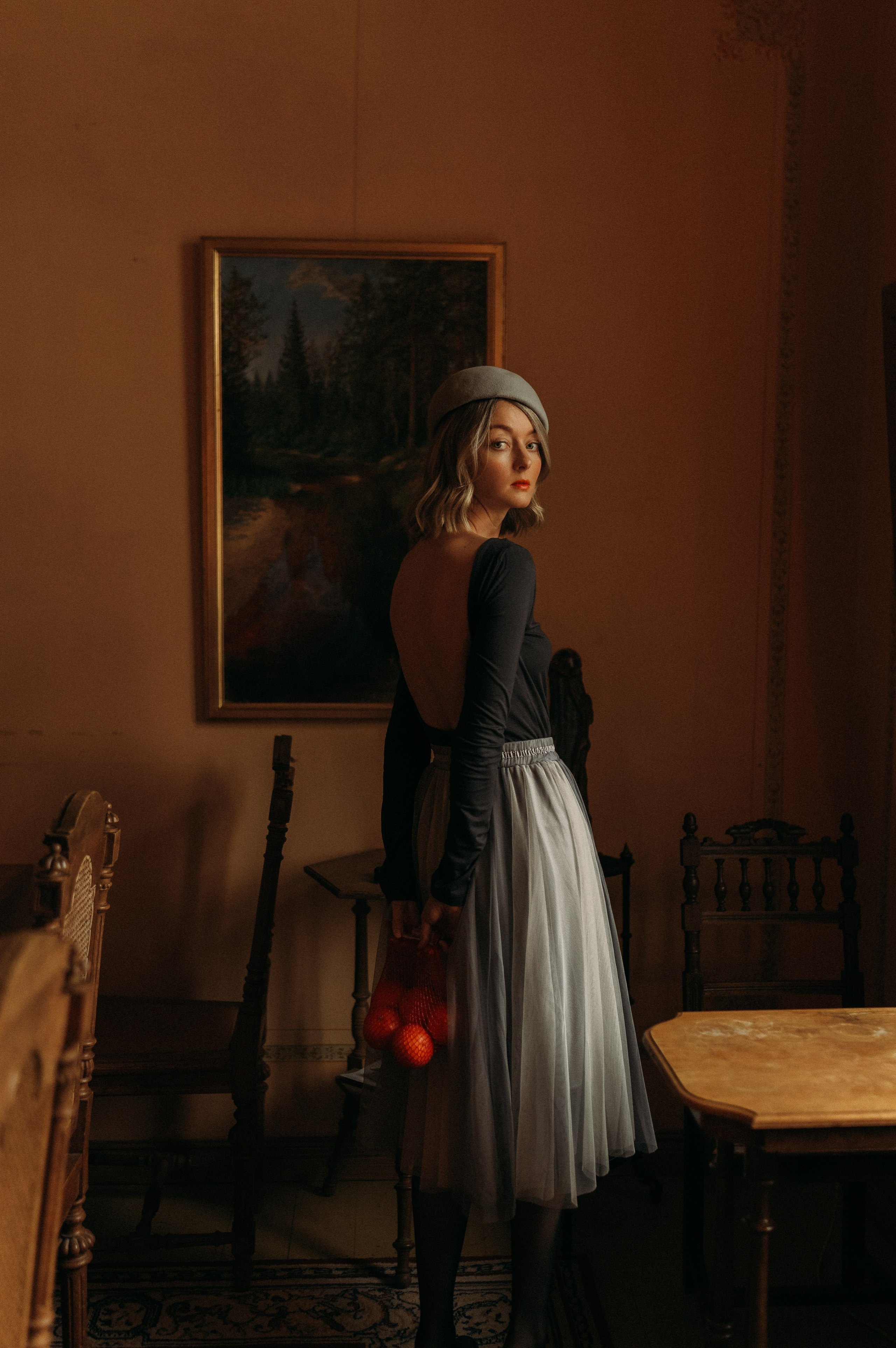 Woman phoshoot. Wedding and portrait photographer in Helsinki Vickan O