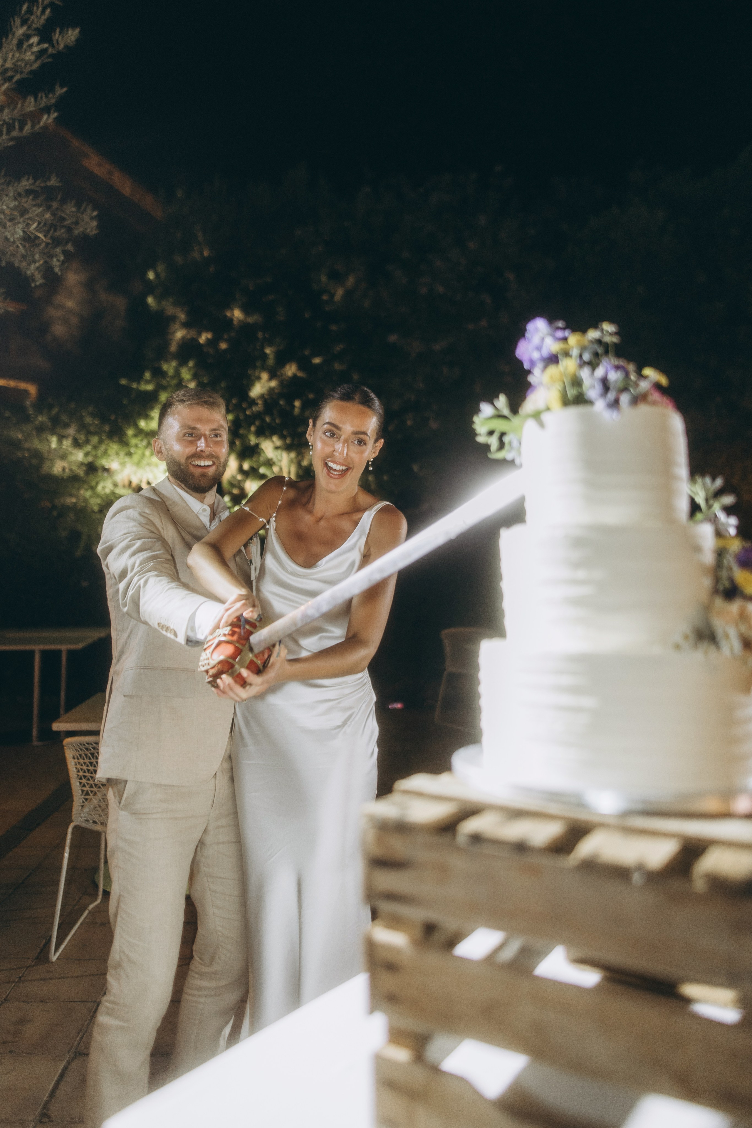 Lauren & Jamie. Hotel Castell d’Emporda. Paola wedding photographer / videographer in Barcelona