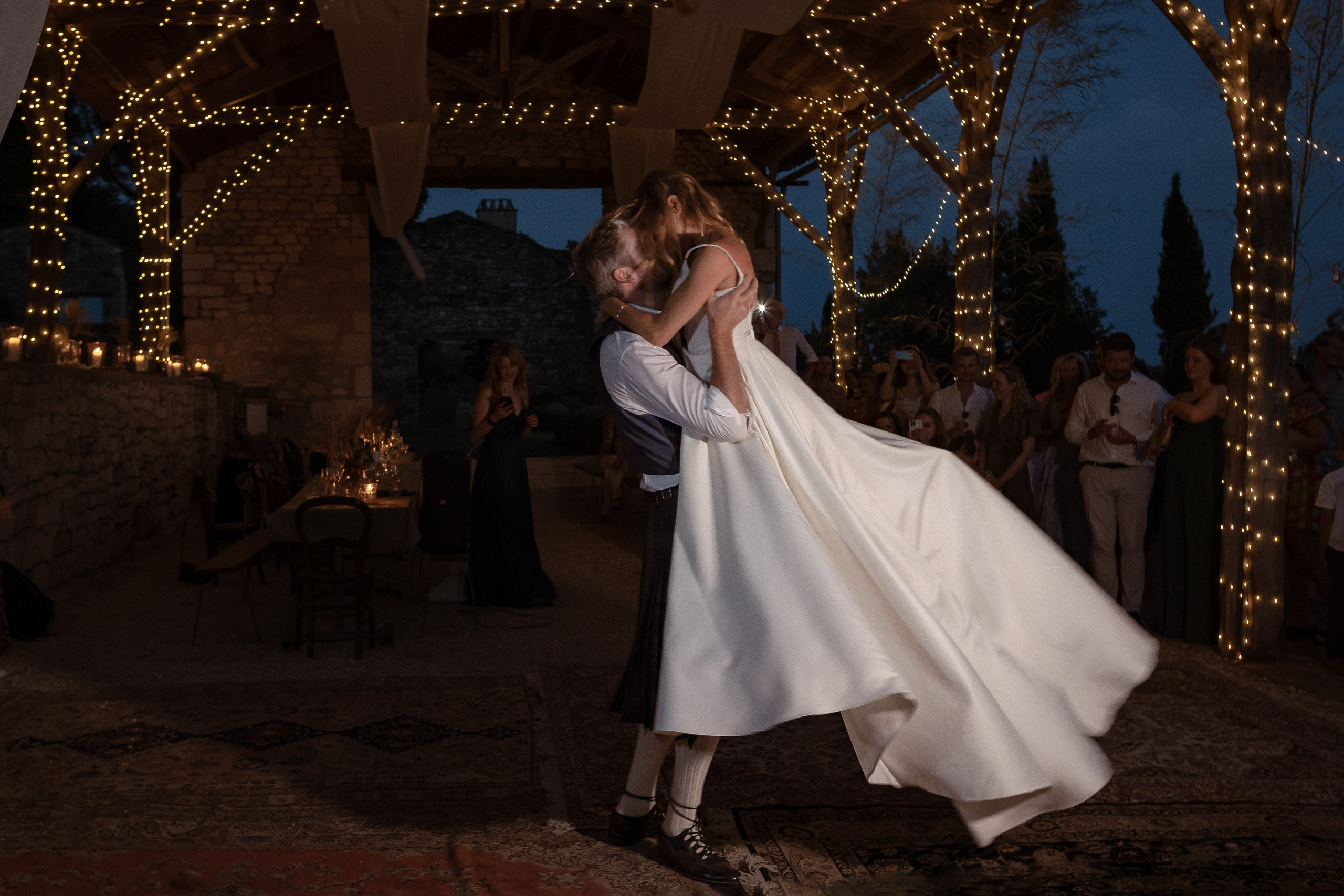 Mariage anglo-écossais à Souquet Hall, Aquitaine, France. Eugénie Smirnova — Photographe à Toulouse et dans le Sud-Ouest