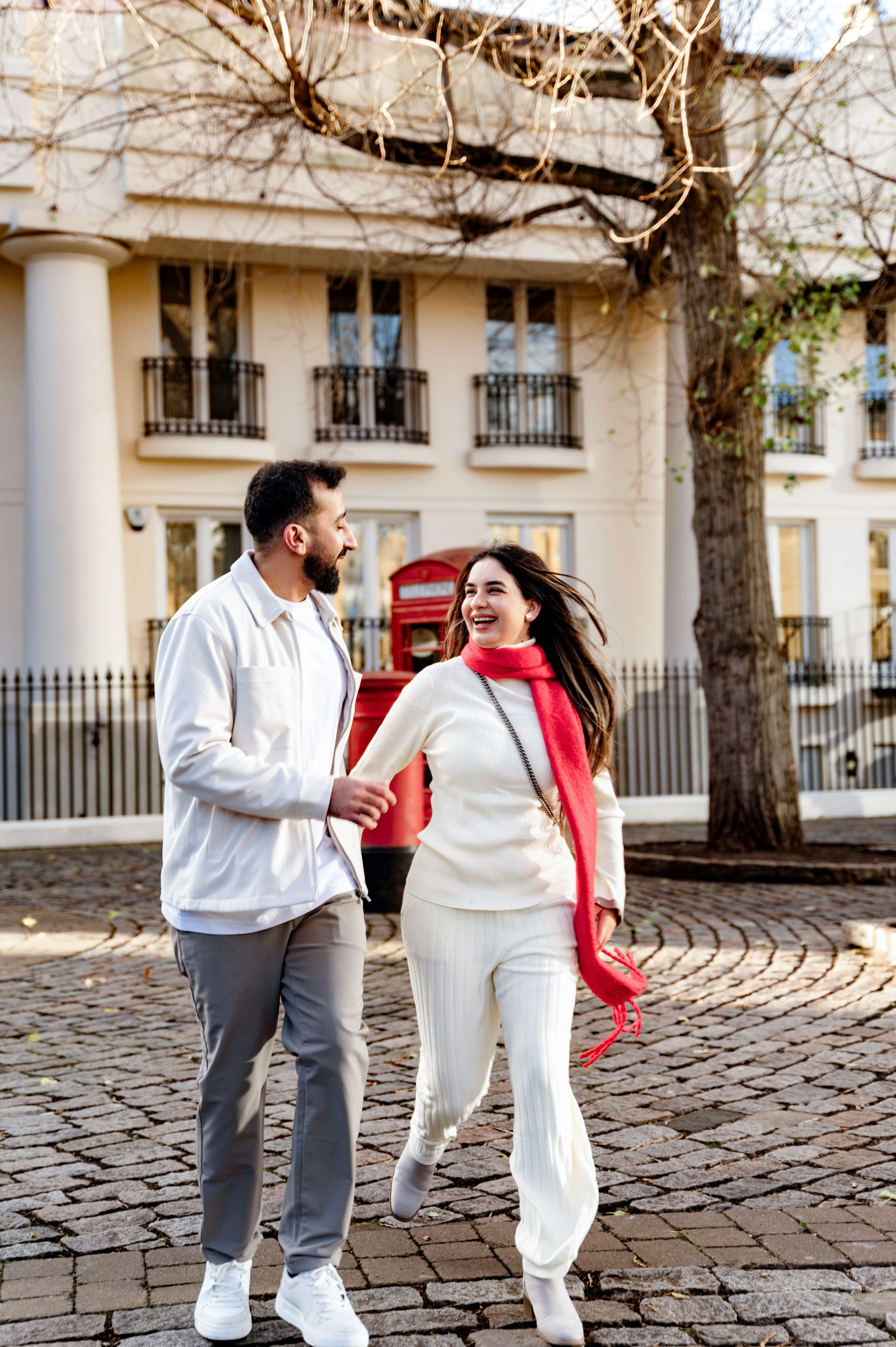 Tower Bridge Mahmood&Yalo. FAMILY AND WEDDING PHOTOGRAPHER IN LONDON MARINA RIVA
