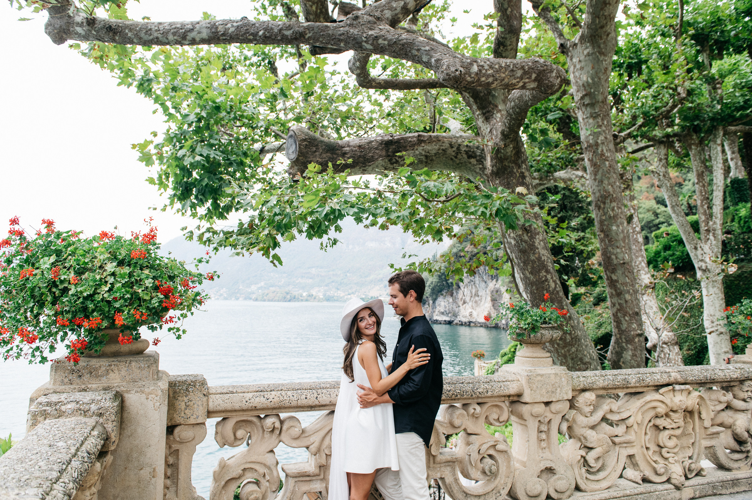 Roza & Artem, Lake Como. Lake Como Photographer — Proposal | Wedding | Elopement