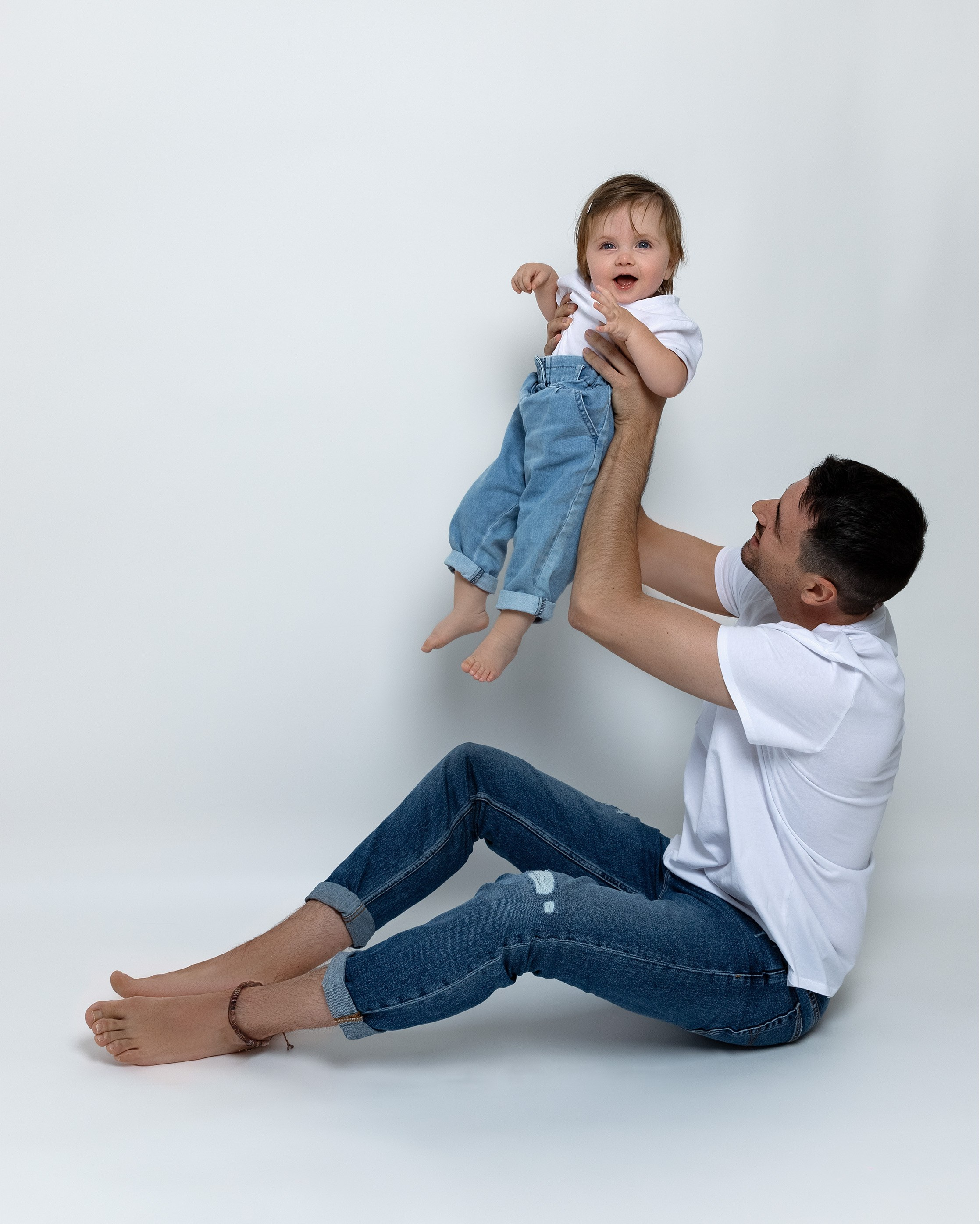 Sesiones de fotografía de familia con niños , sesiones familiares, sesiones infantiles , sesiones bebes , sesiones temáticas infantiles y bebes en el estudio y exteriores