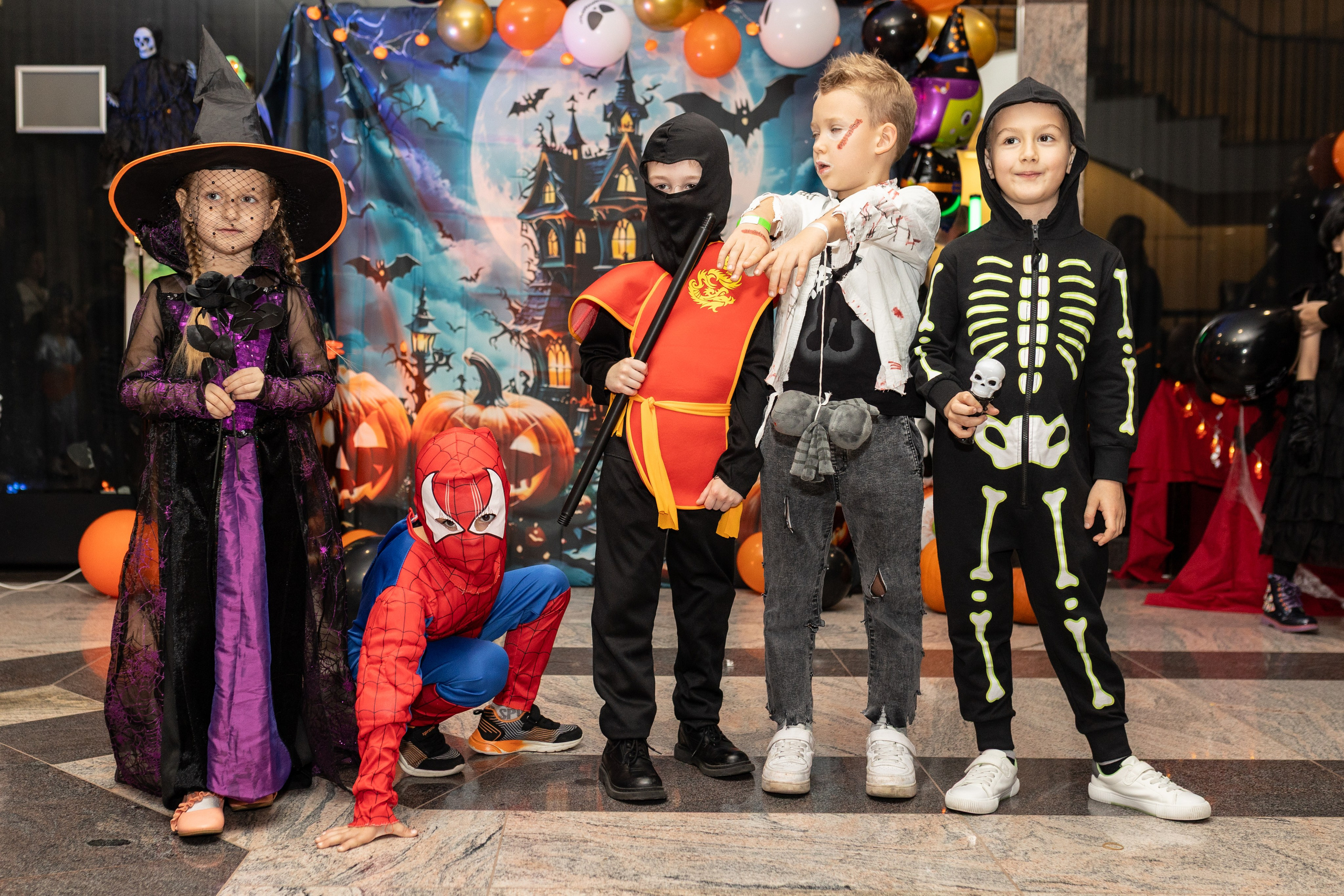 Leo dance studio Helloween 2025. Семейный и детский фотограф в Варшаве Мила Бобровская