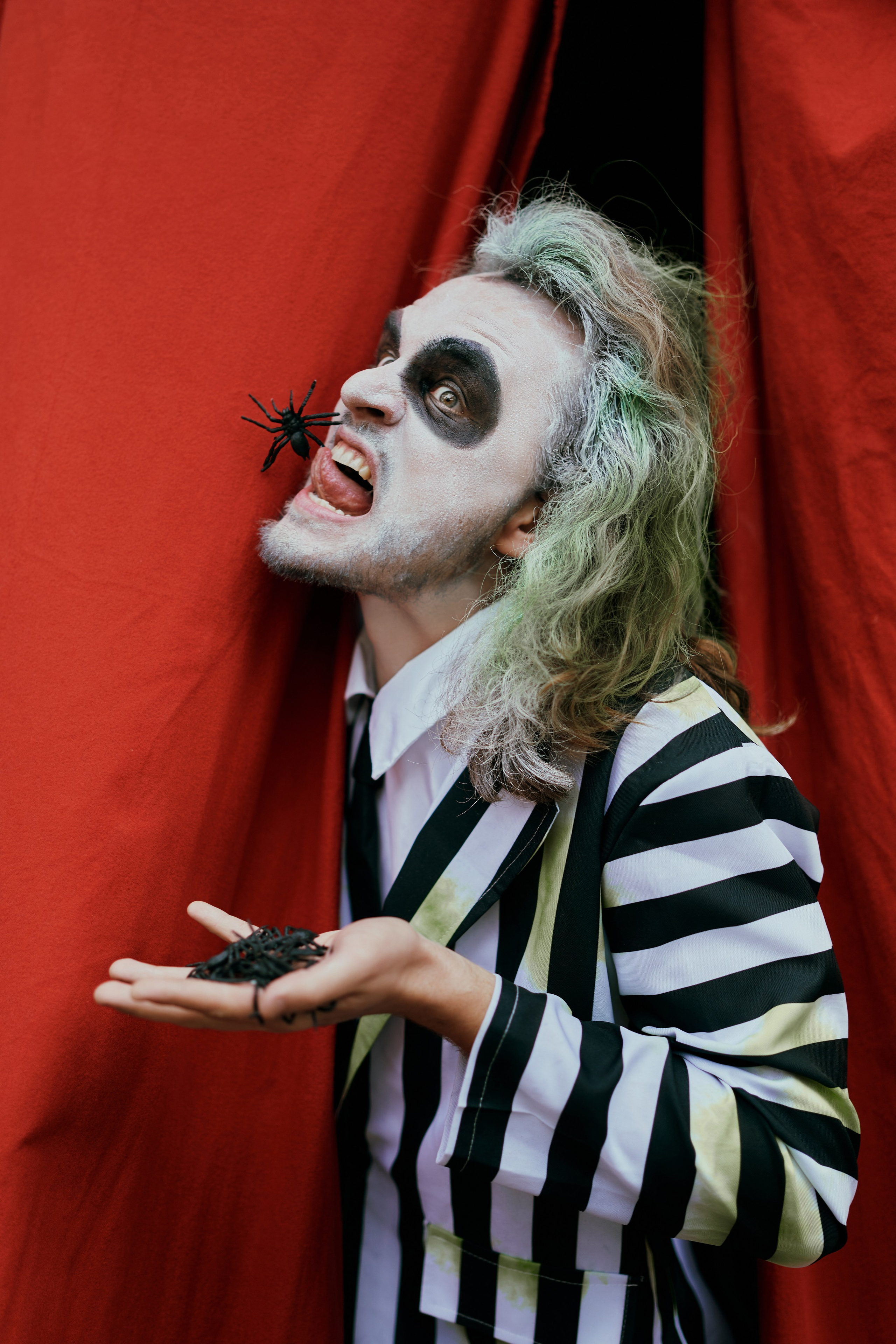 Битлджус-Битлджус-Битлджус. Fotógrafa en España Zhanna Zakharchenko