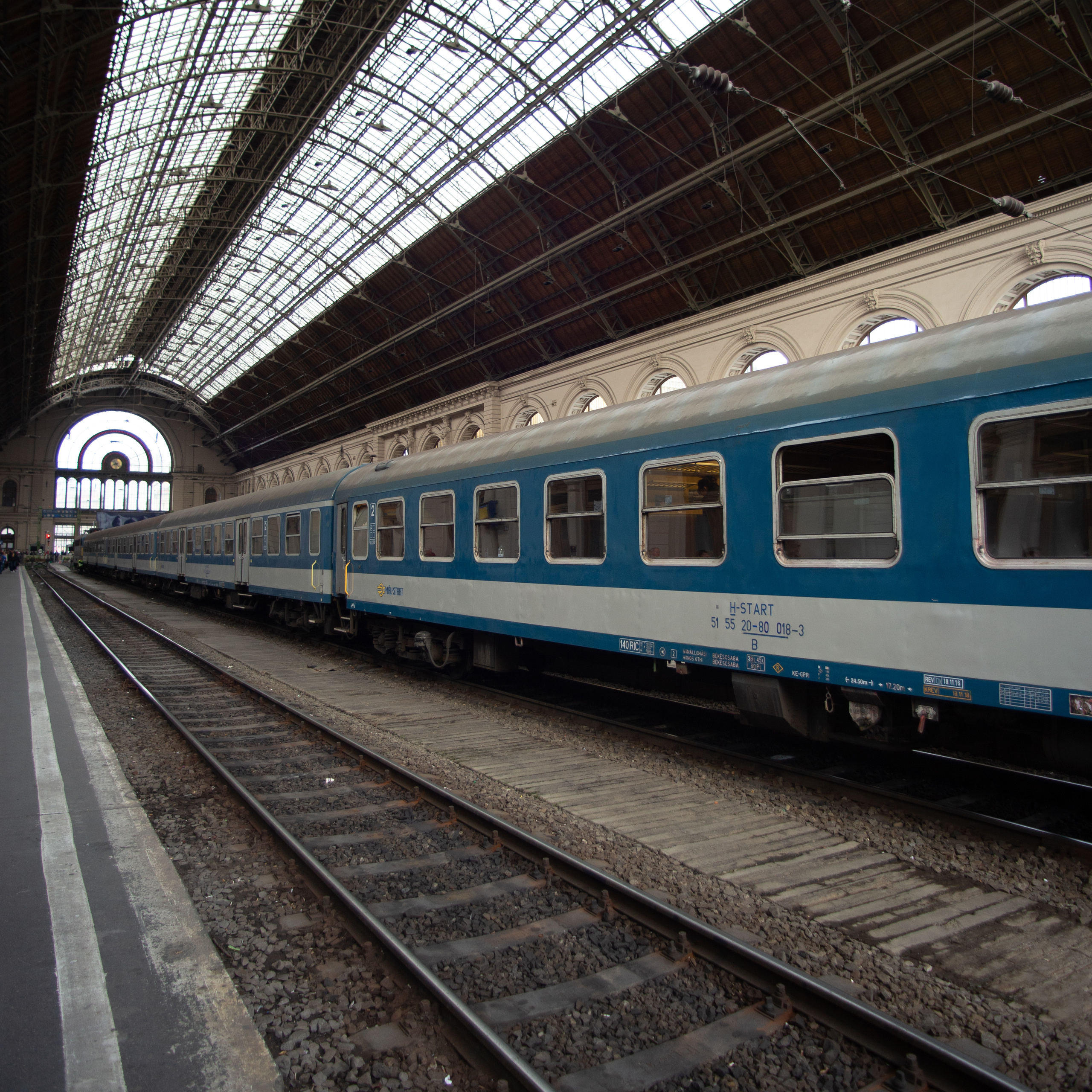 Mračni paket preseta namenjen travel fotografiji. Mark Smilyanic | Portretni boudoir fotograf iz Beograda