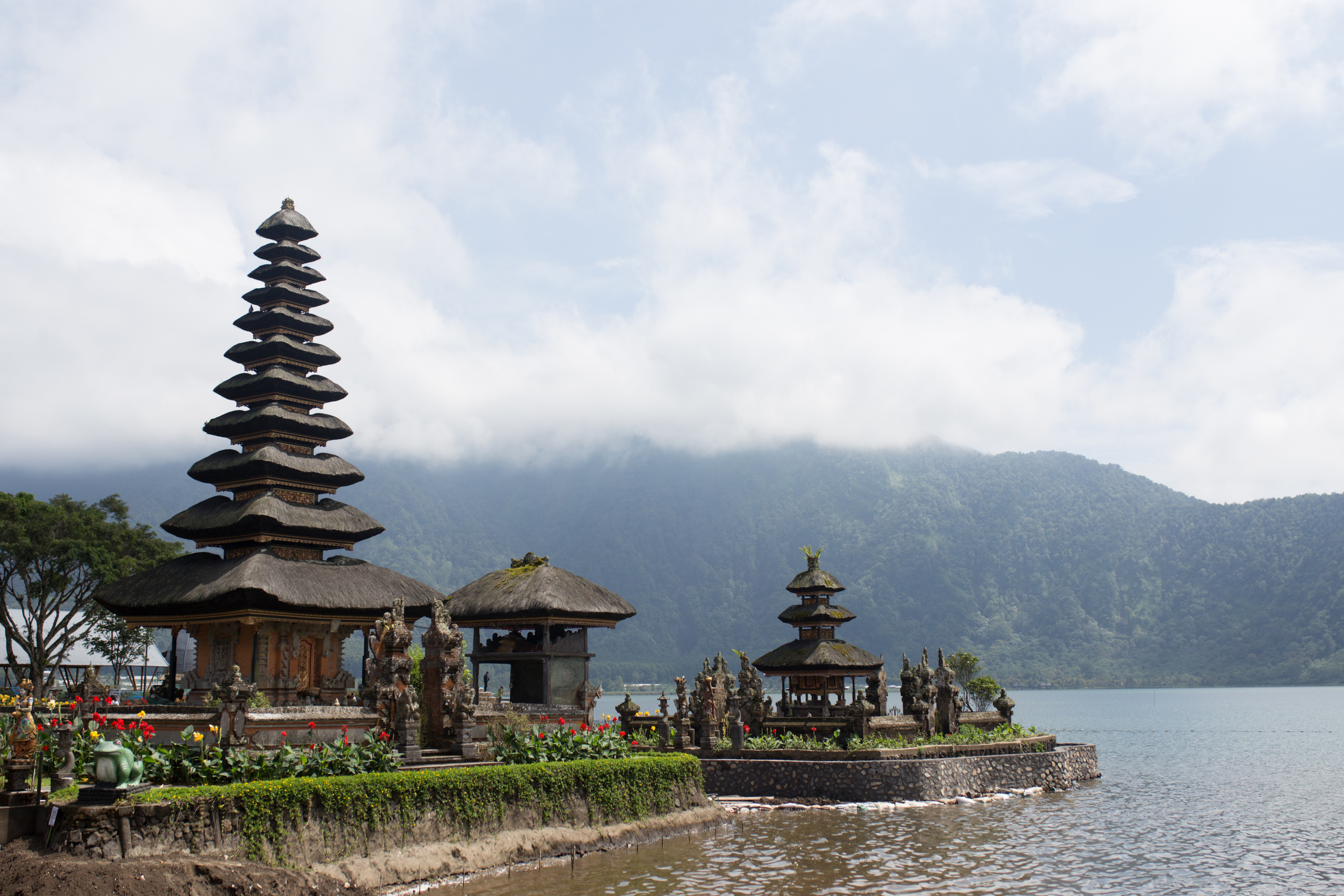 Colorful and unique travel profile pack for Lightroom and Camera Raw. Mark Smilyanic | Portrait and Adventure Photographer from Belgrade