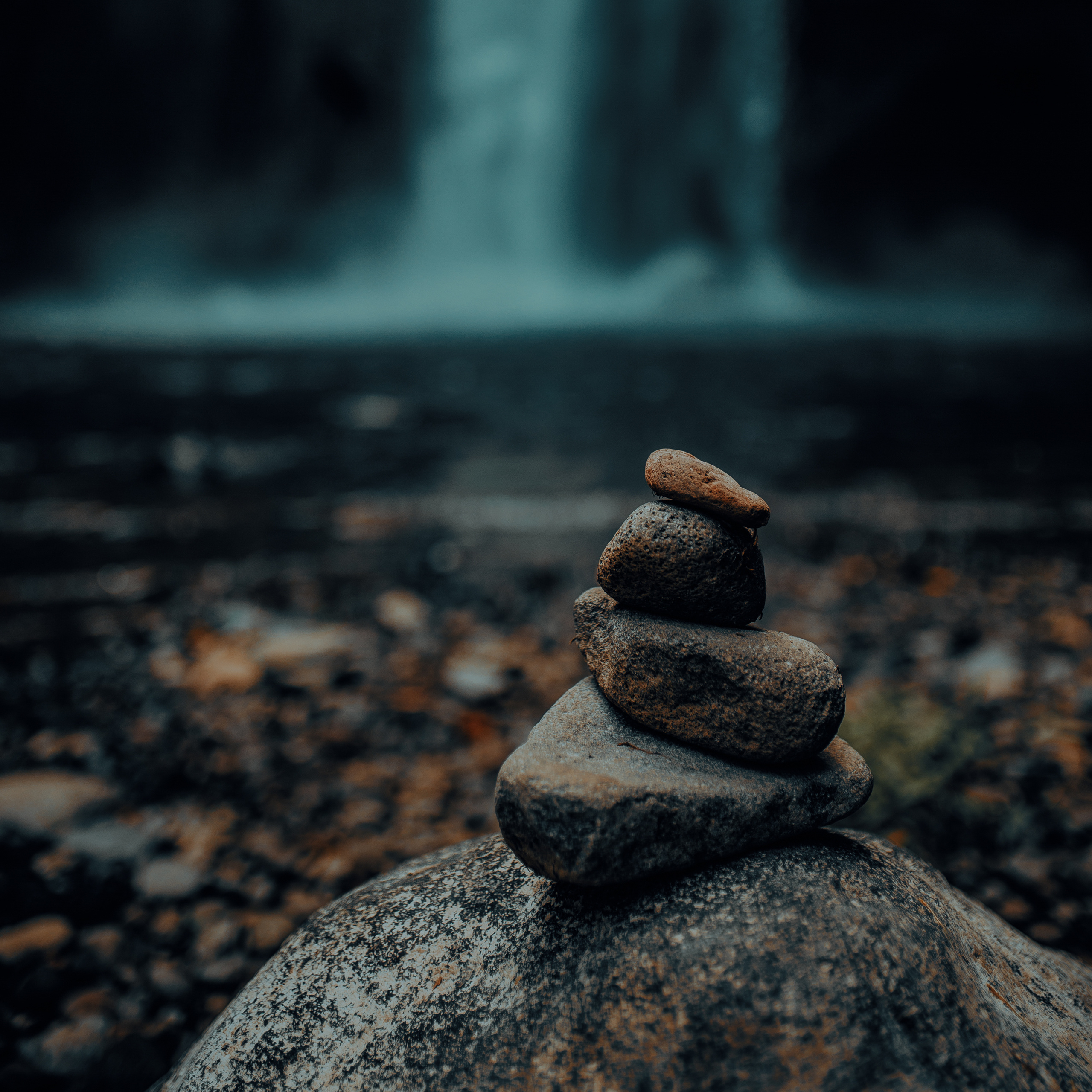 Mračni paket preseta namenjen travel fotografiji. Mark Smilyanic | Portretni boudoir fotograf iz Beograda