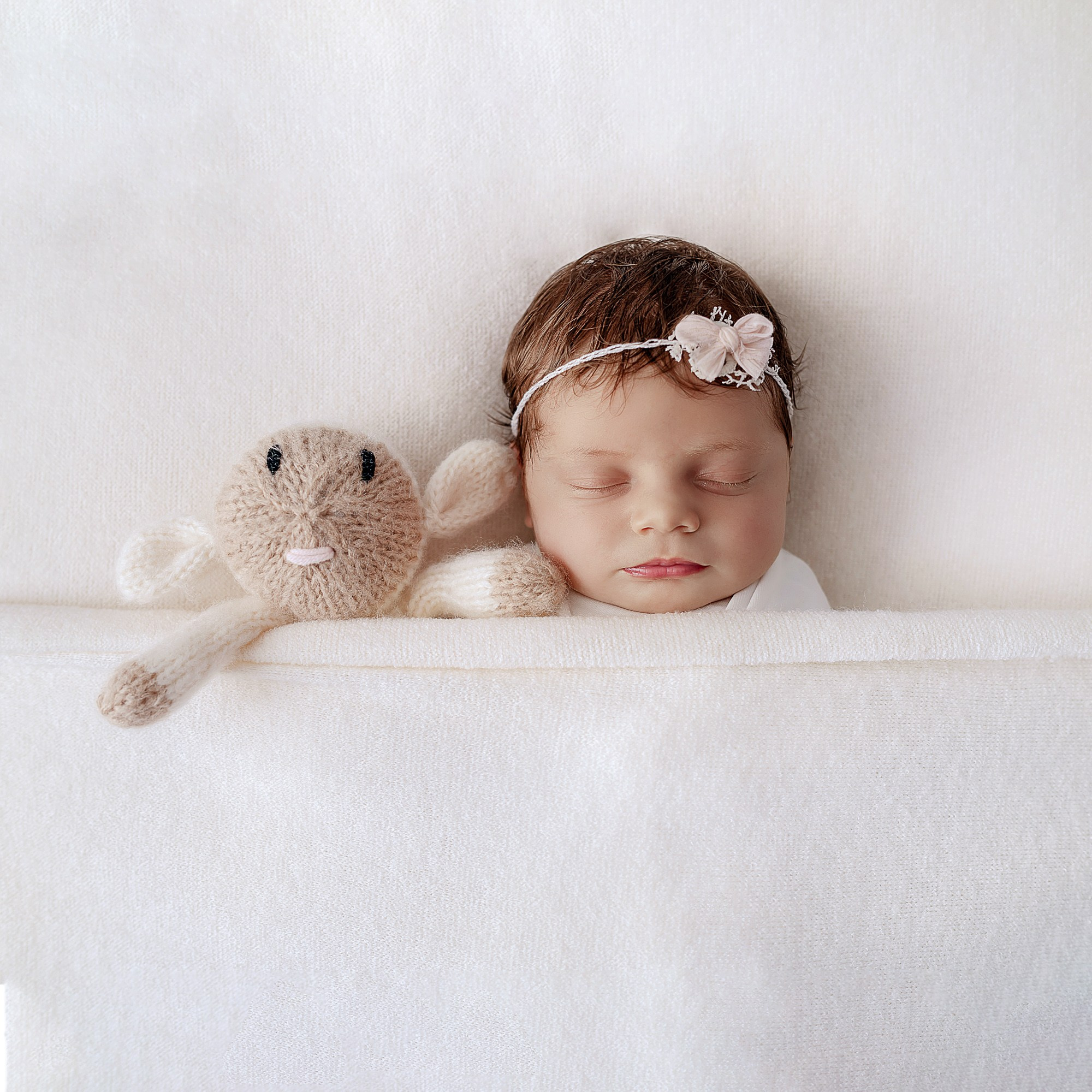 Newborn. Svitlana Miahka fotografa a Genova