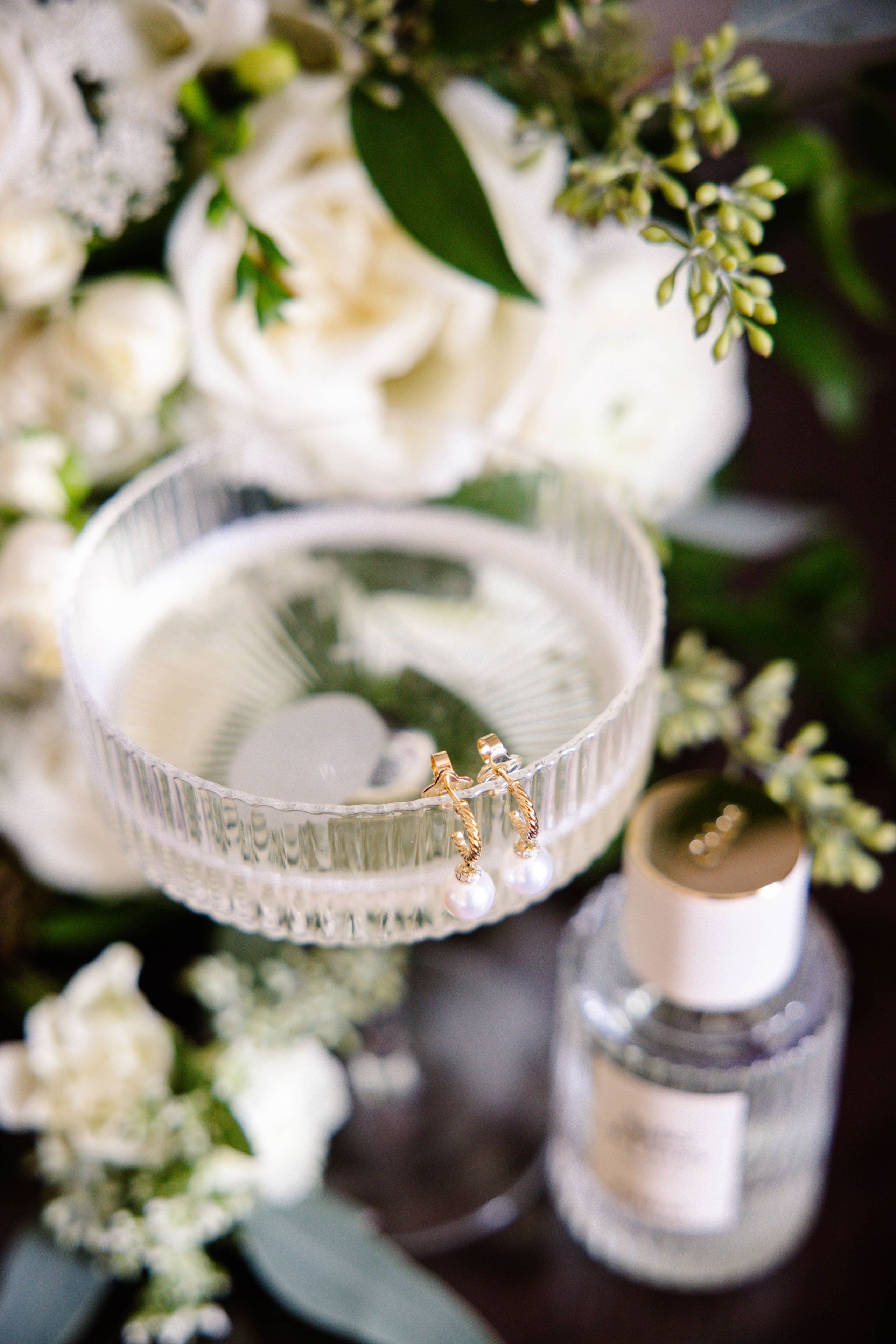 Elegant & Timeless Wedding Photography at Hotel Saskatchewan. Wedding photography and videography in Regina, Saskatchewan