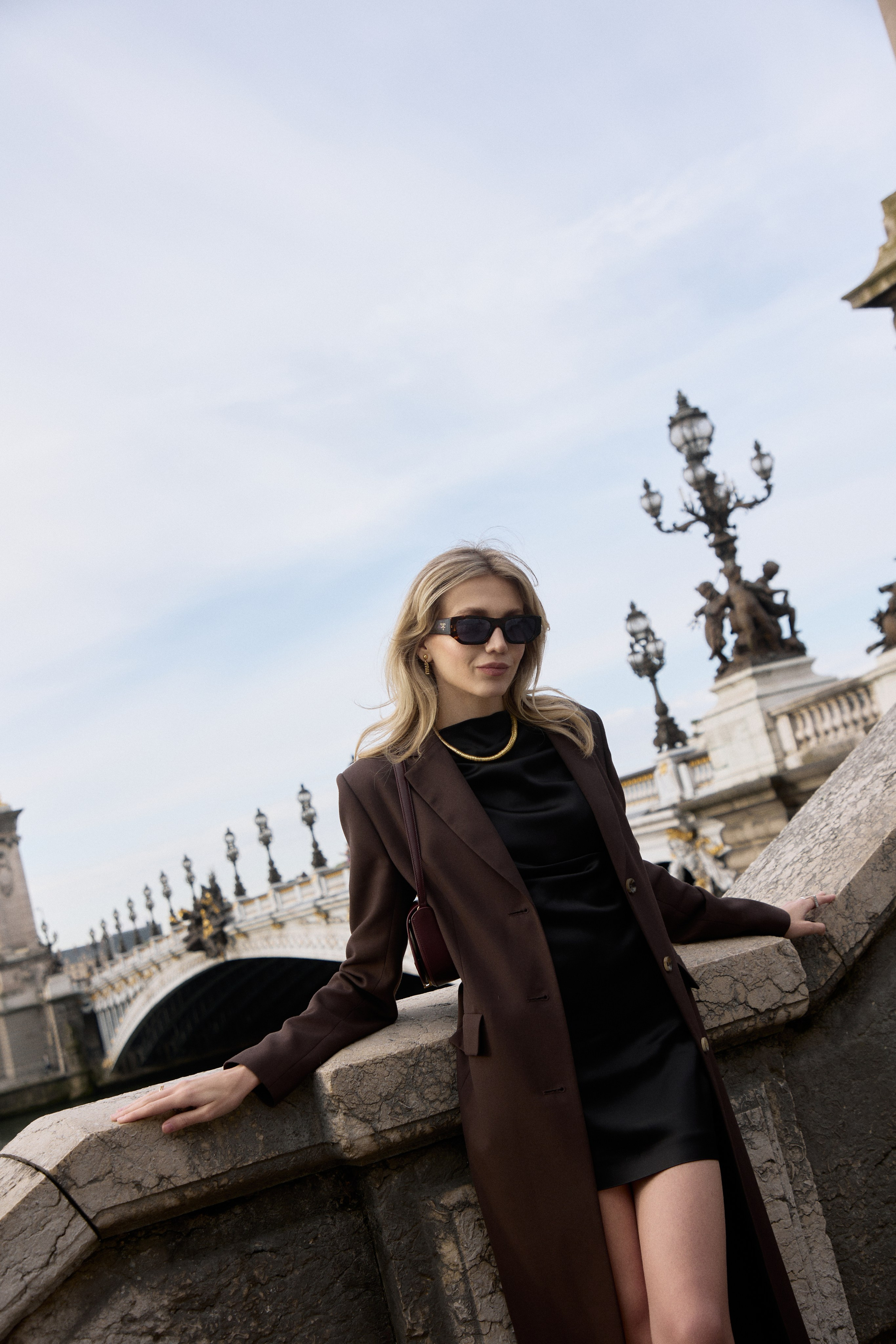 Victoria. Photographer in Paris