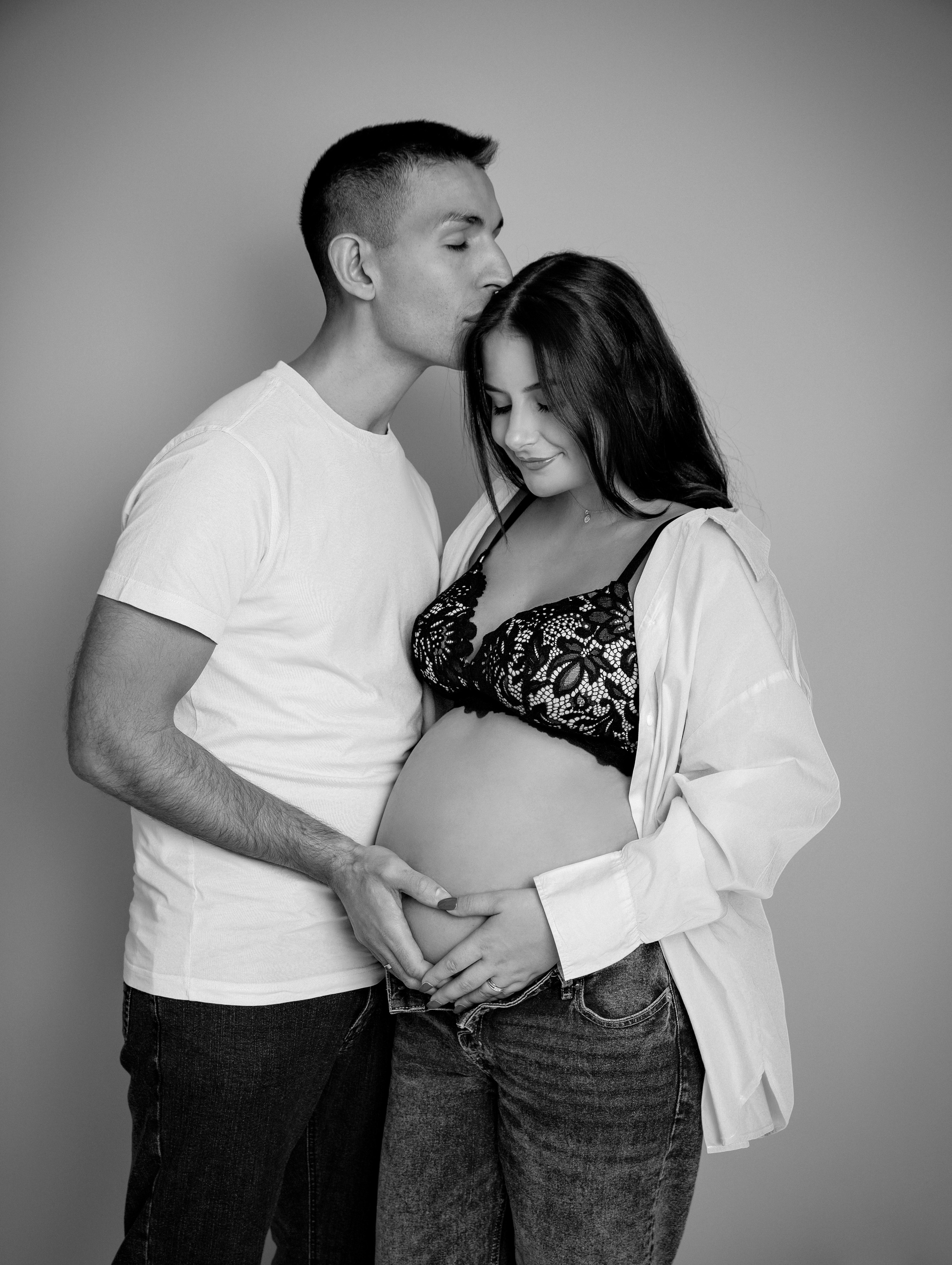 Babybauch. Neugeborenen, Kinder, Familie Fotografin Oberhausen NRW Marina Lykov