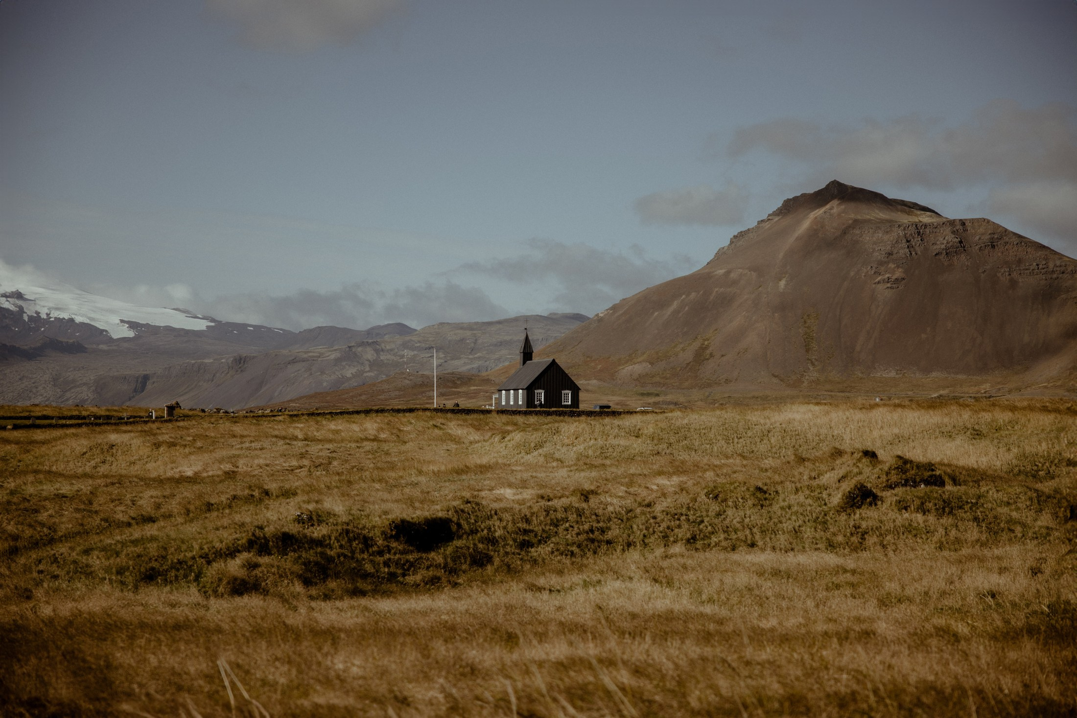 Iceland elopement at Budir Black Church | Snæfellsnes wedding by Iceland elopement photographer & videographer. Iceland elopement photographer & videographer