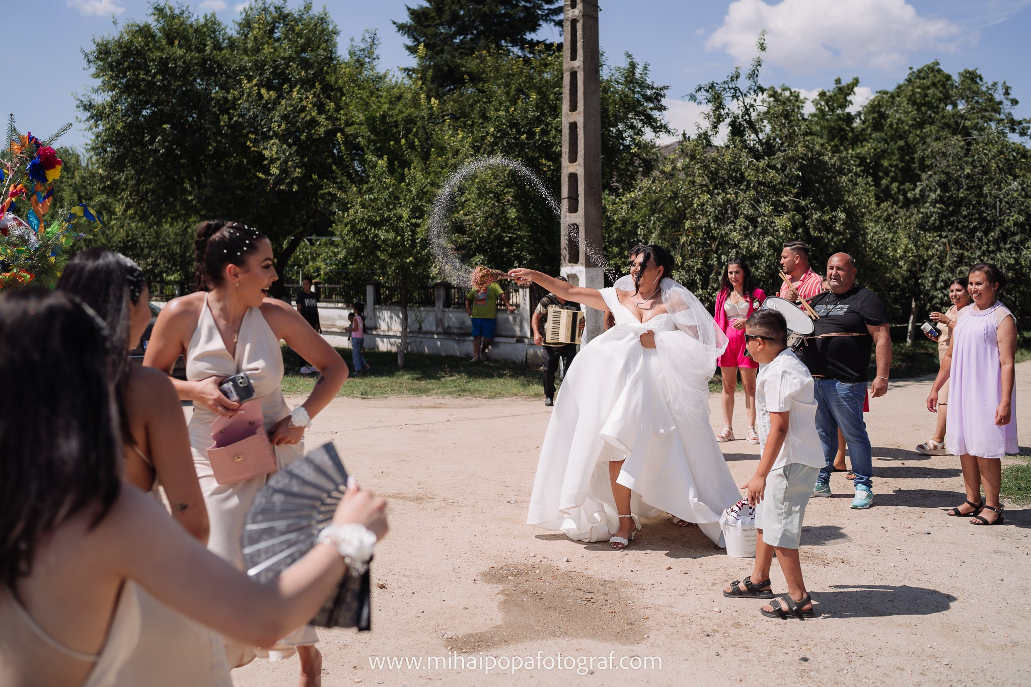Fotograf de nuntă în Alexnadria | Mihai Popa Fotograf. Fotograf Nuntă & Botez București - Mihai Popa | Dincolo de oameni, imortalizez emoții!