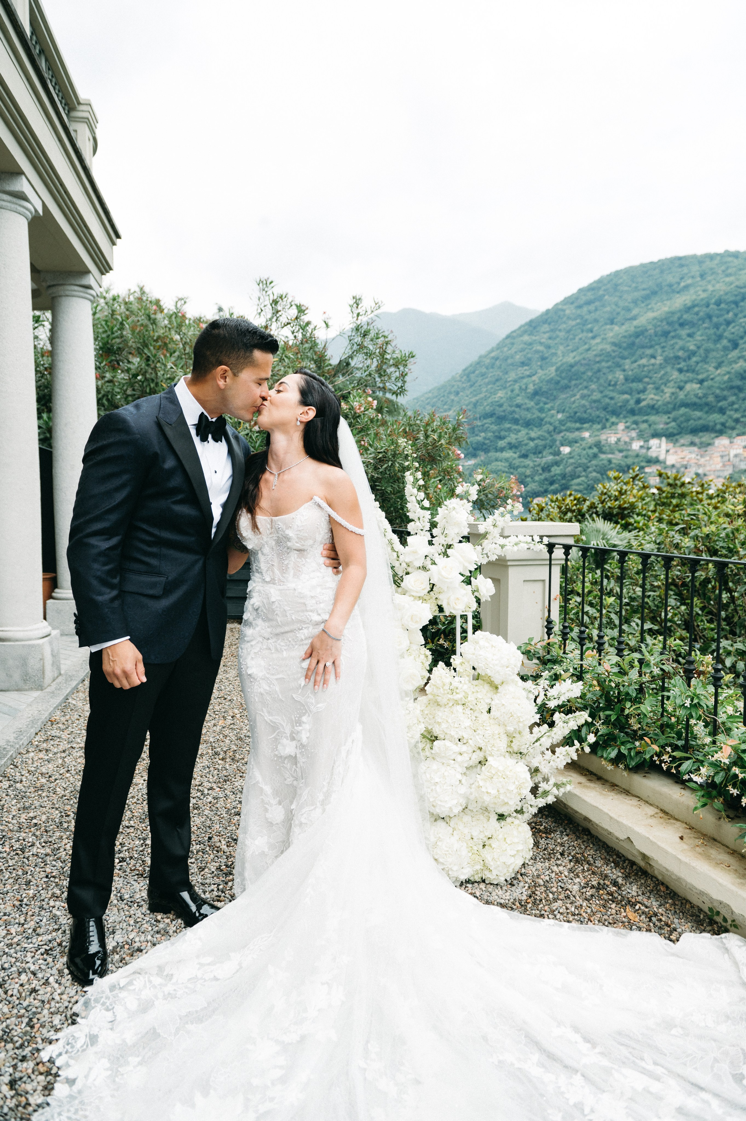 Lake Como wedding. Lake Como Photographer — Proposal | Wedding | Elopement