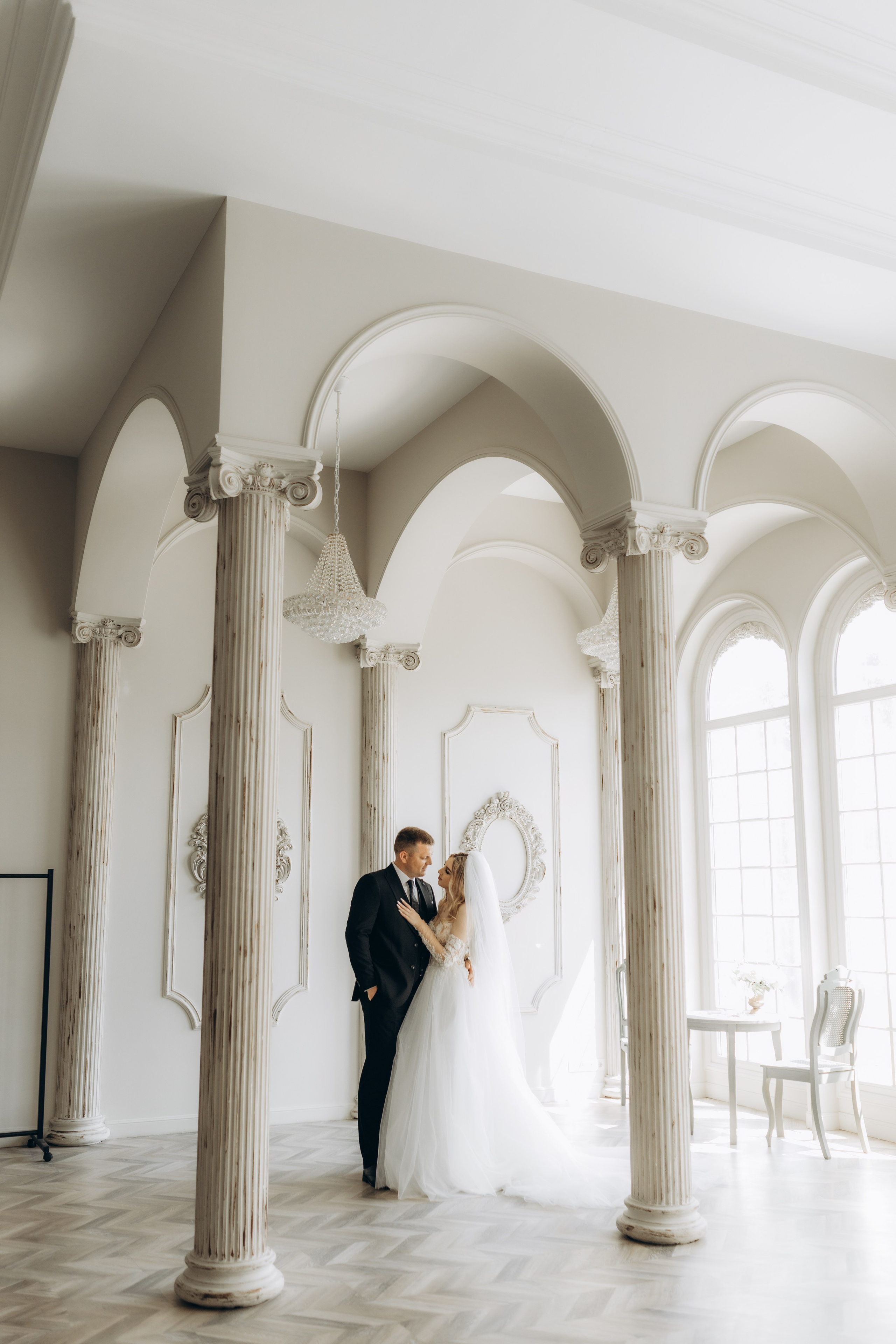 Nikolly & Constantin. Home