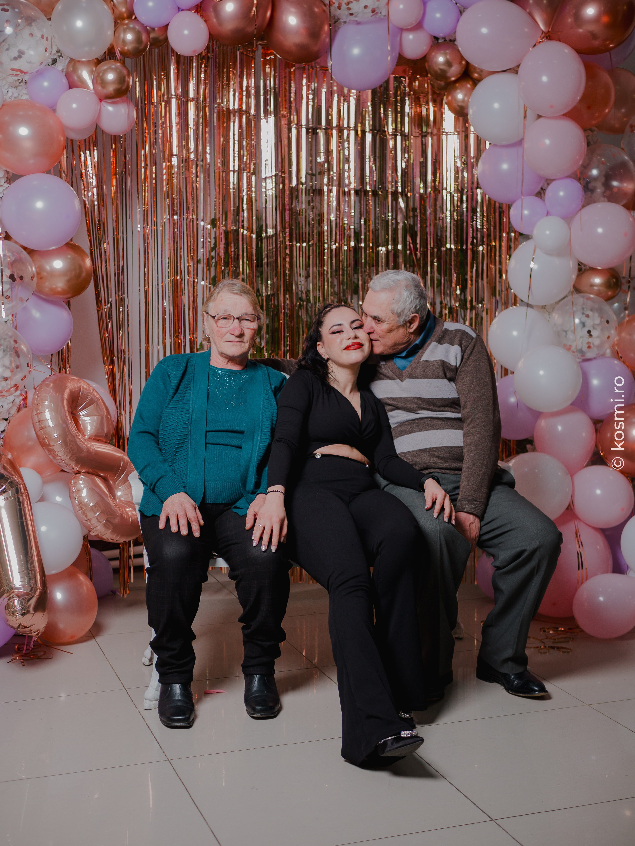 Majorat Andreea. Kosmi