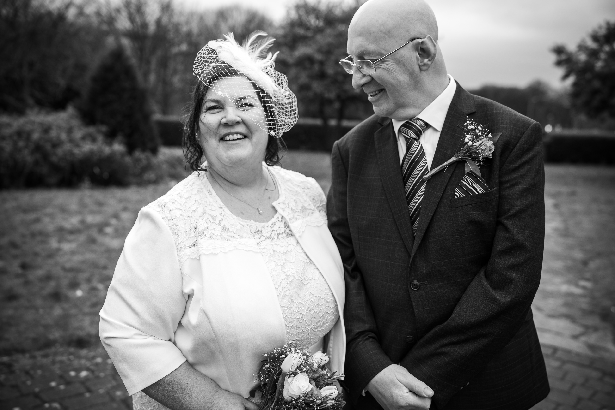 Wedding photos. Portrait and Family photographer based in Larkhall Scotland