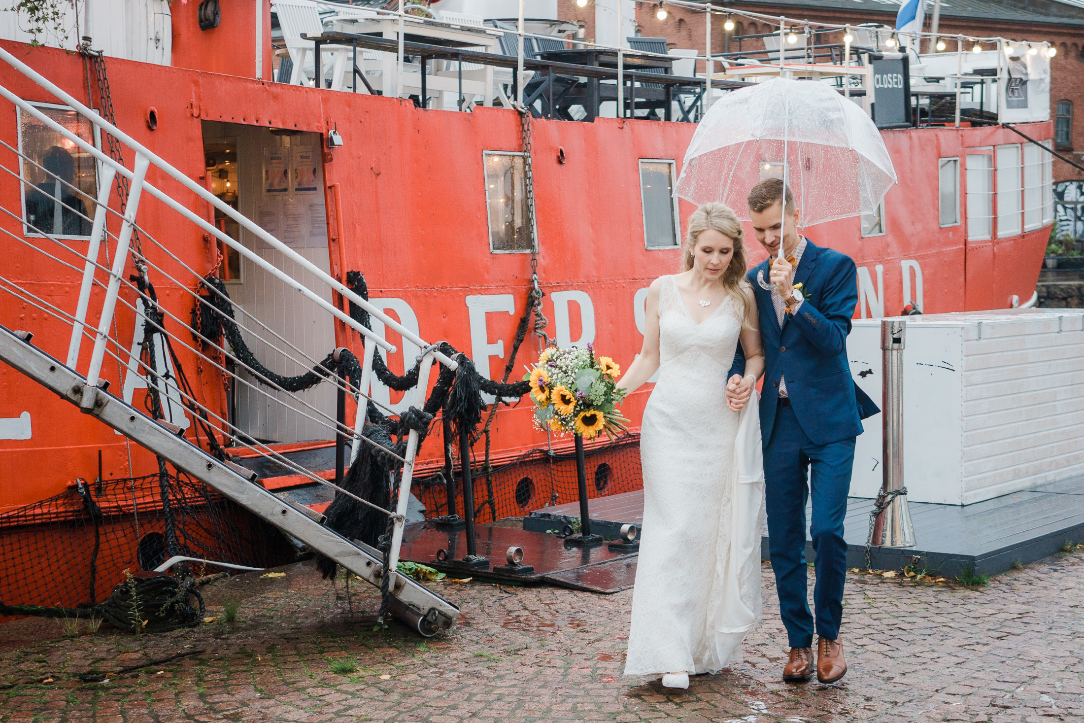 Milla-Maria&Miska/hääkuvaus Relandersgrund Majakkalaivalla