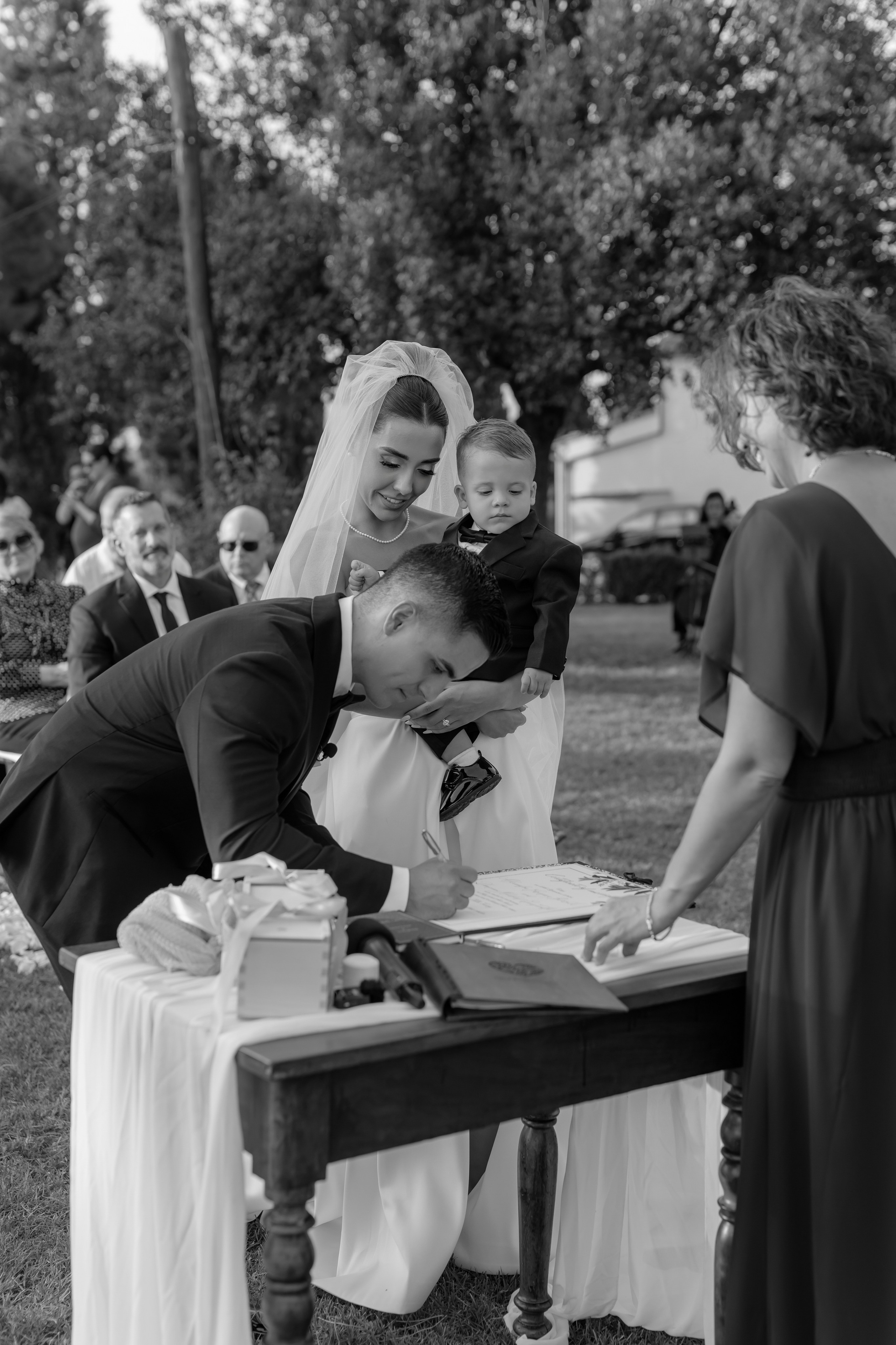 Dom&Ally. Wedding photographer Italy