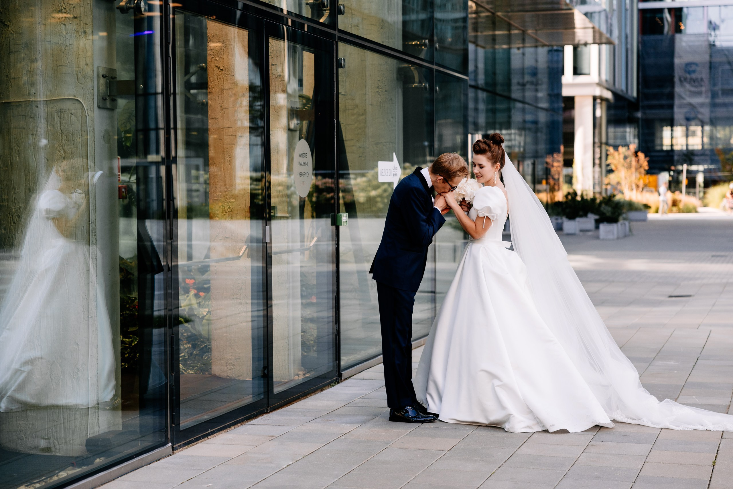 Wiki ♡ Przemek. Fotograf Ślubny Warszawa - Sesje Biznesowe Rodzinne Eventy