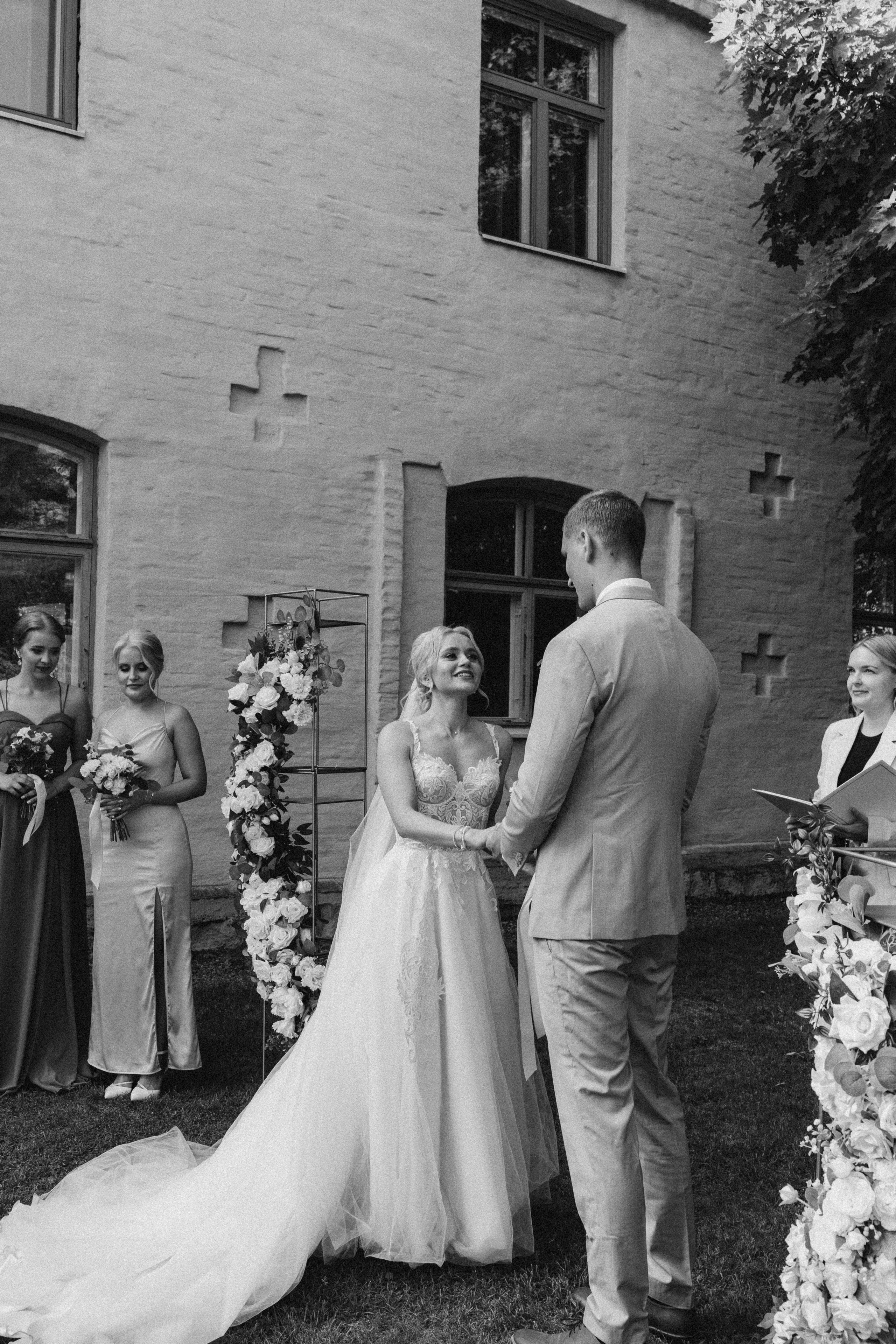 Wedding. Wedding and portrait photographer in Helsinki Vickan O