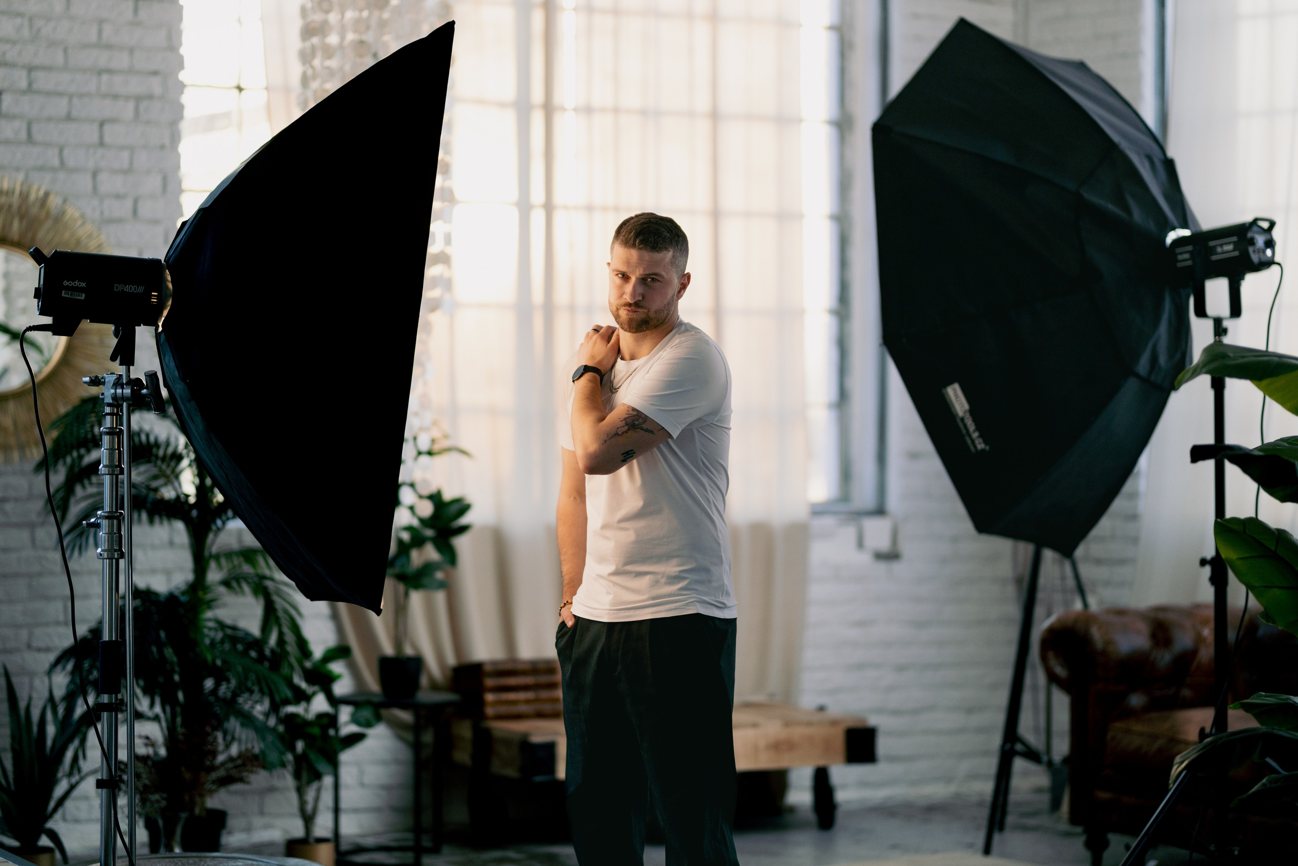 Cena a rezervace. Dana Lišková — Empatická fotografka | Introspektivní umělkyně | Neurodivergentní koučka| Zakladatelka Artepy.cz