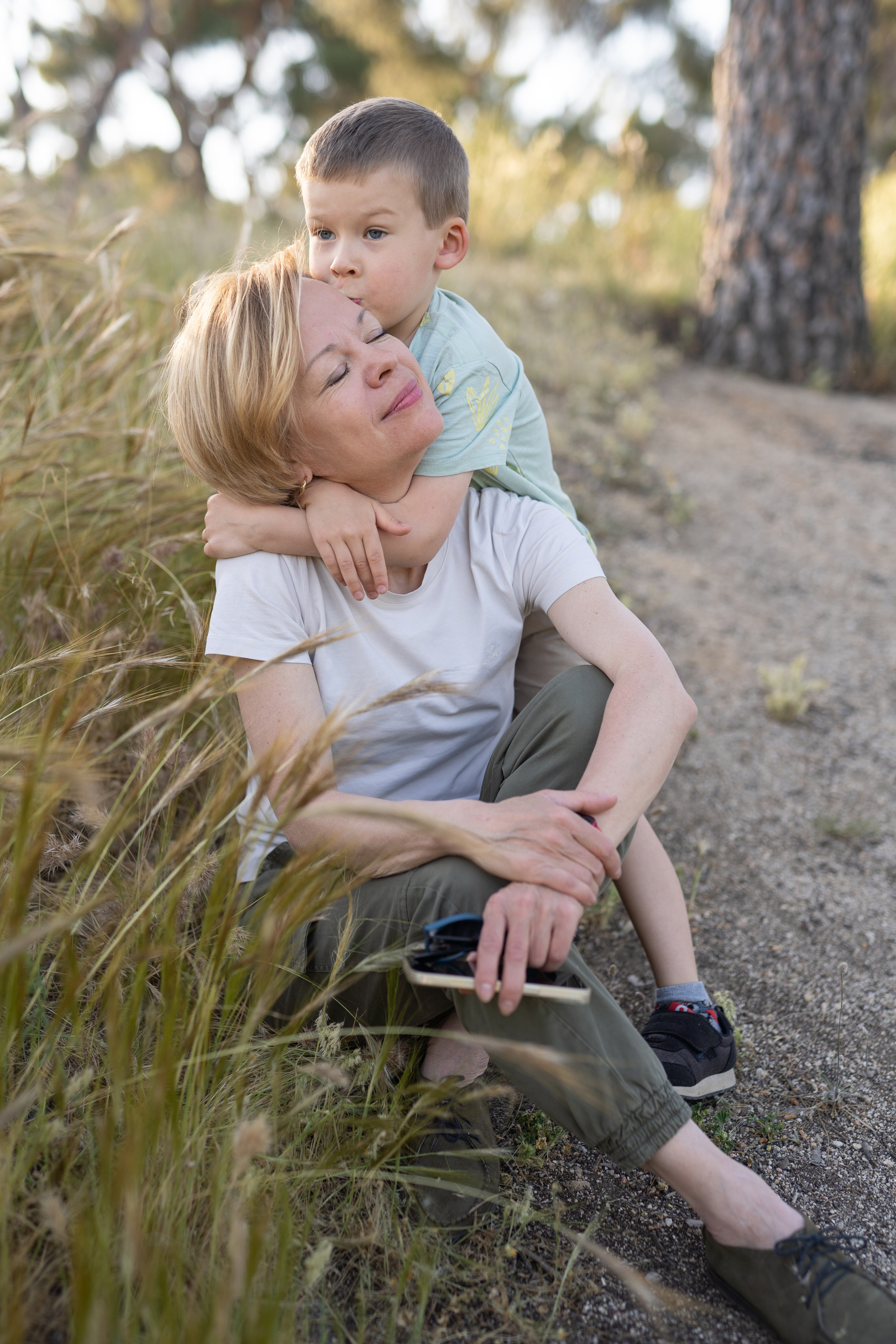 Grandmother with grandson photo shooting. Photographer in Madrid, Spain. Alyona Belyaninova