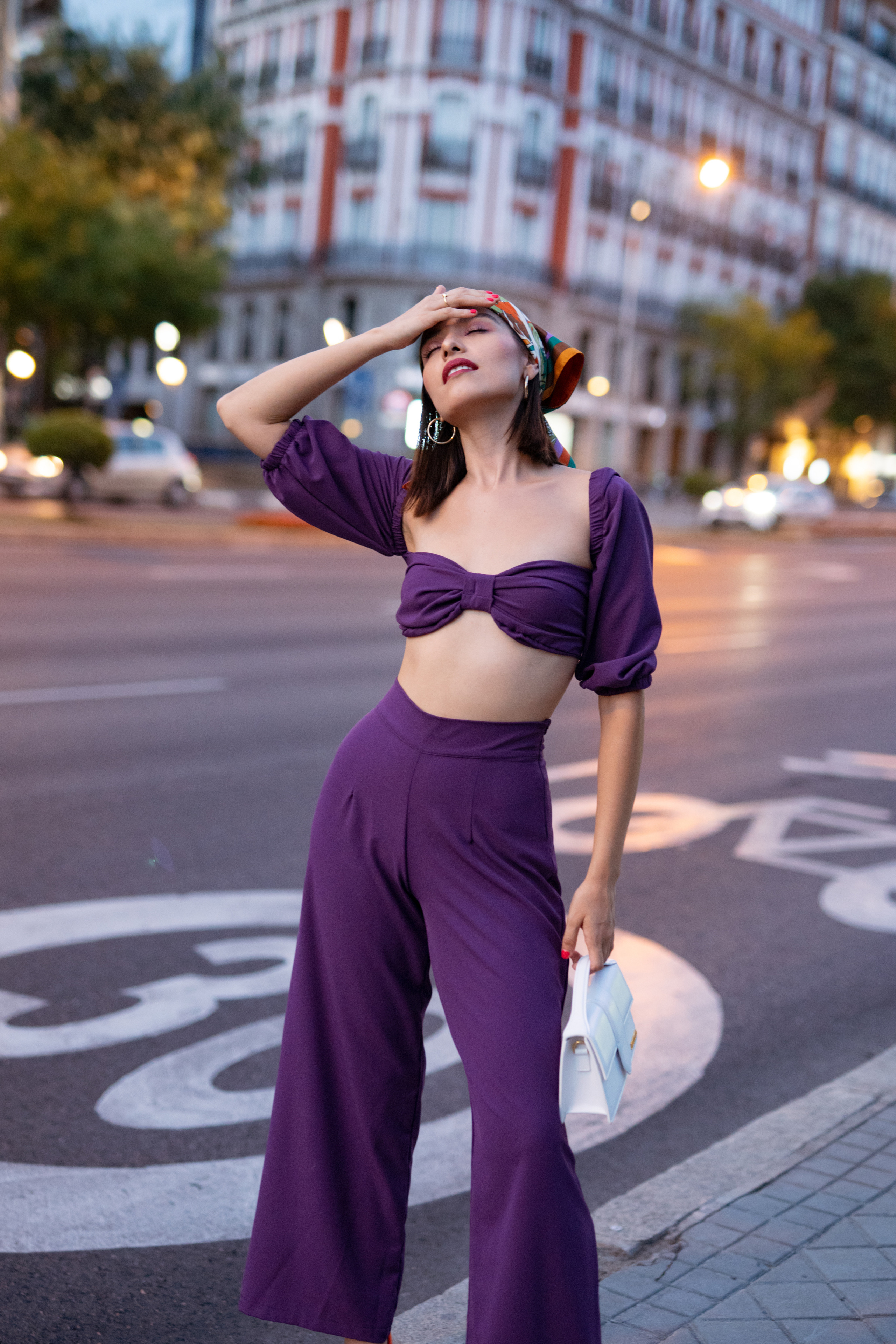 Content photography for influencers. Content development for stylist.  LinkedIn headshot Madrid. Photographer in Madrid, Spain. Alyona Belyaninova