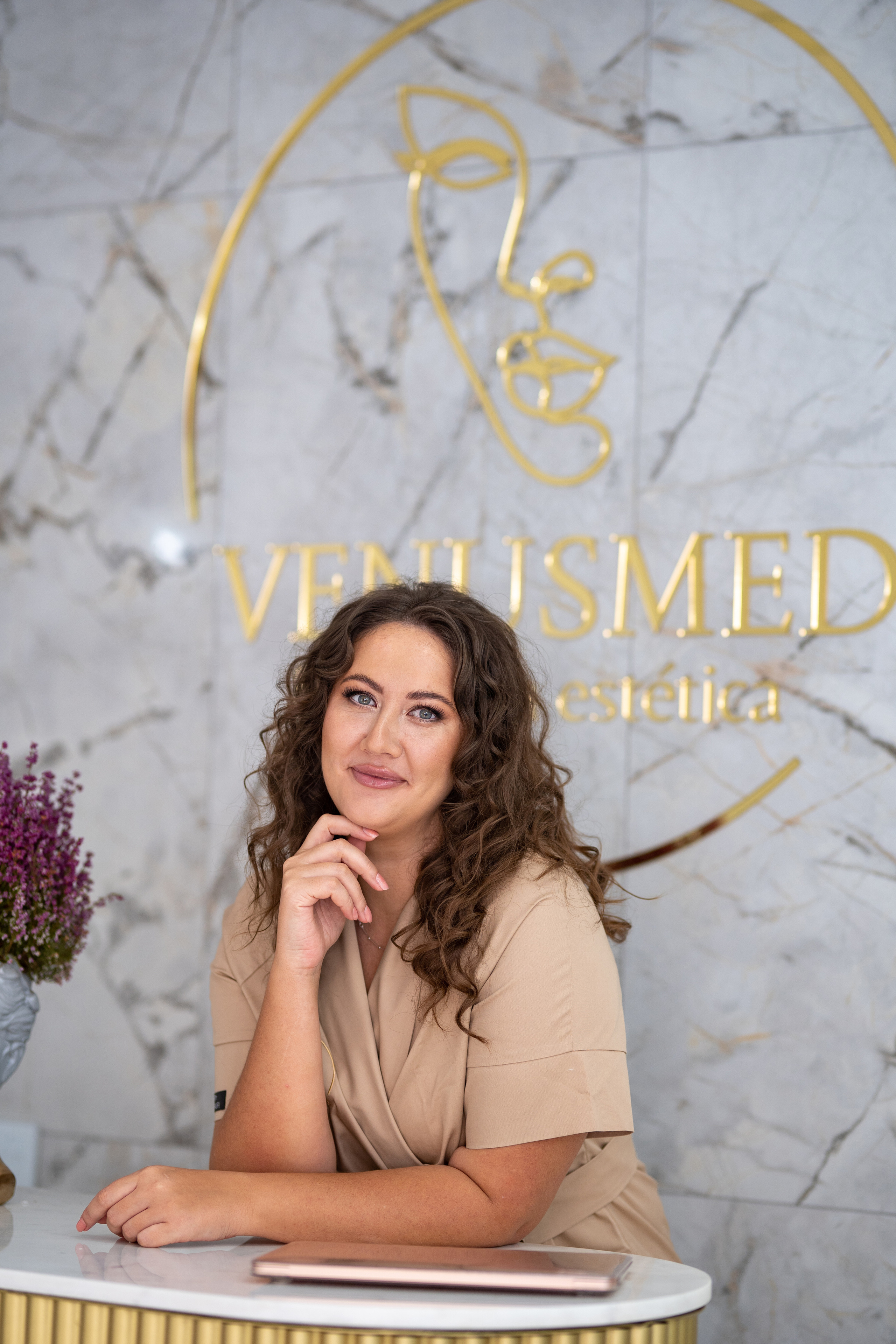 Fotografía profesional para clínicas de belleza en Madrid – Impulsa tu imagen con fotos de alta calidad. Fotógrafo en Madrid, España. Alyona Belyaninova