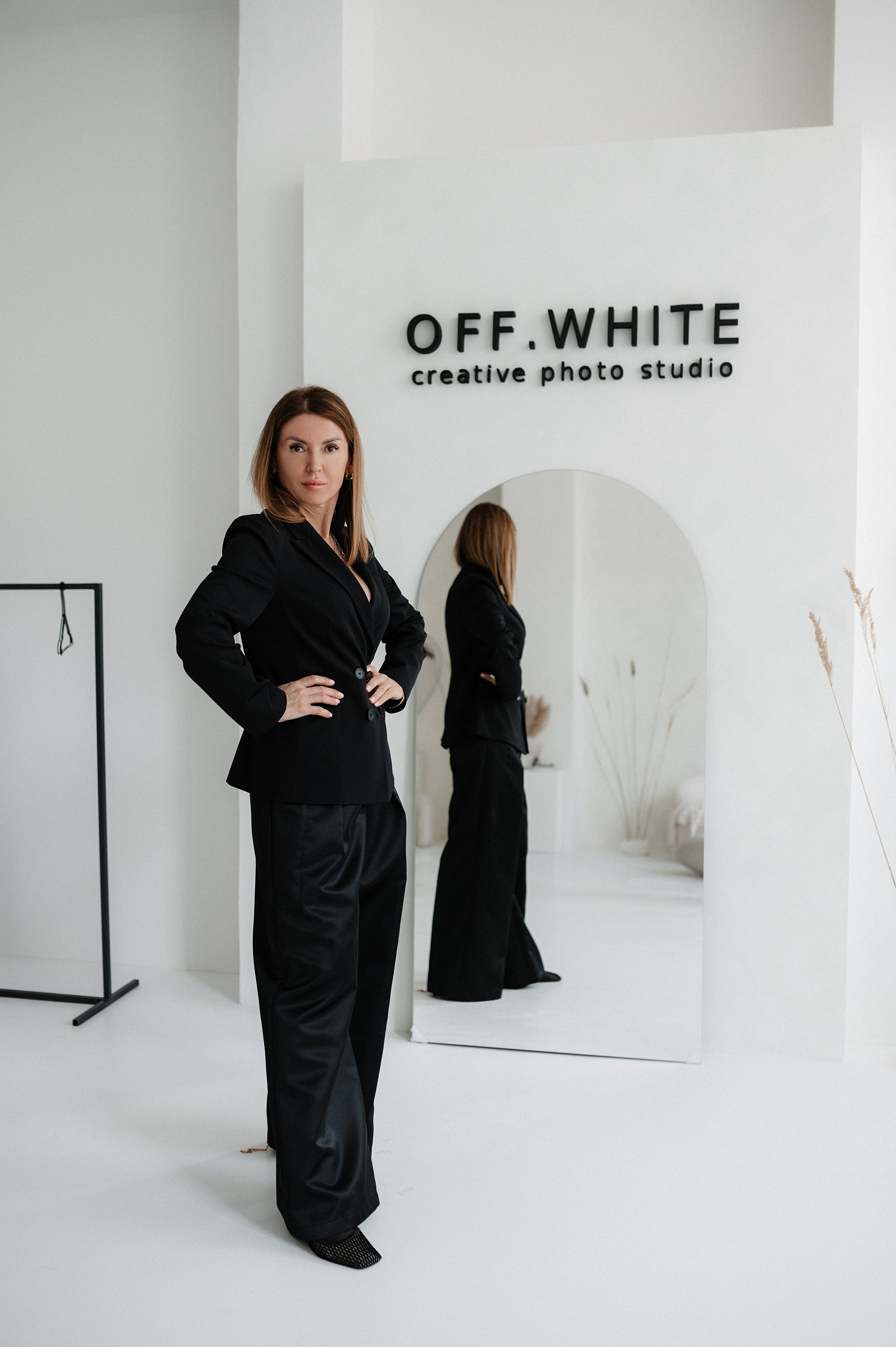 Beauty by Vovk cosmetologist in Prague. ANNA-MARIA PHOTO CONTENT CREATOR — fotograf, estét, umělec a vizuální expert na Instagram v Praze