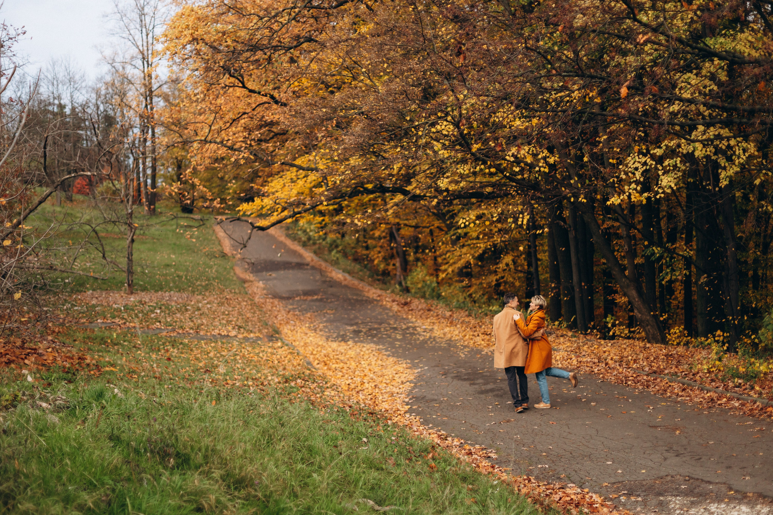 Autumn love. Wedding and Family Photograph