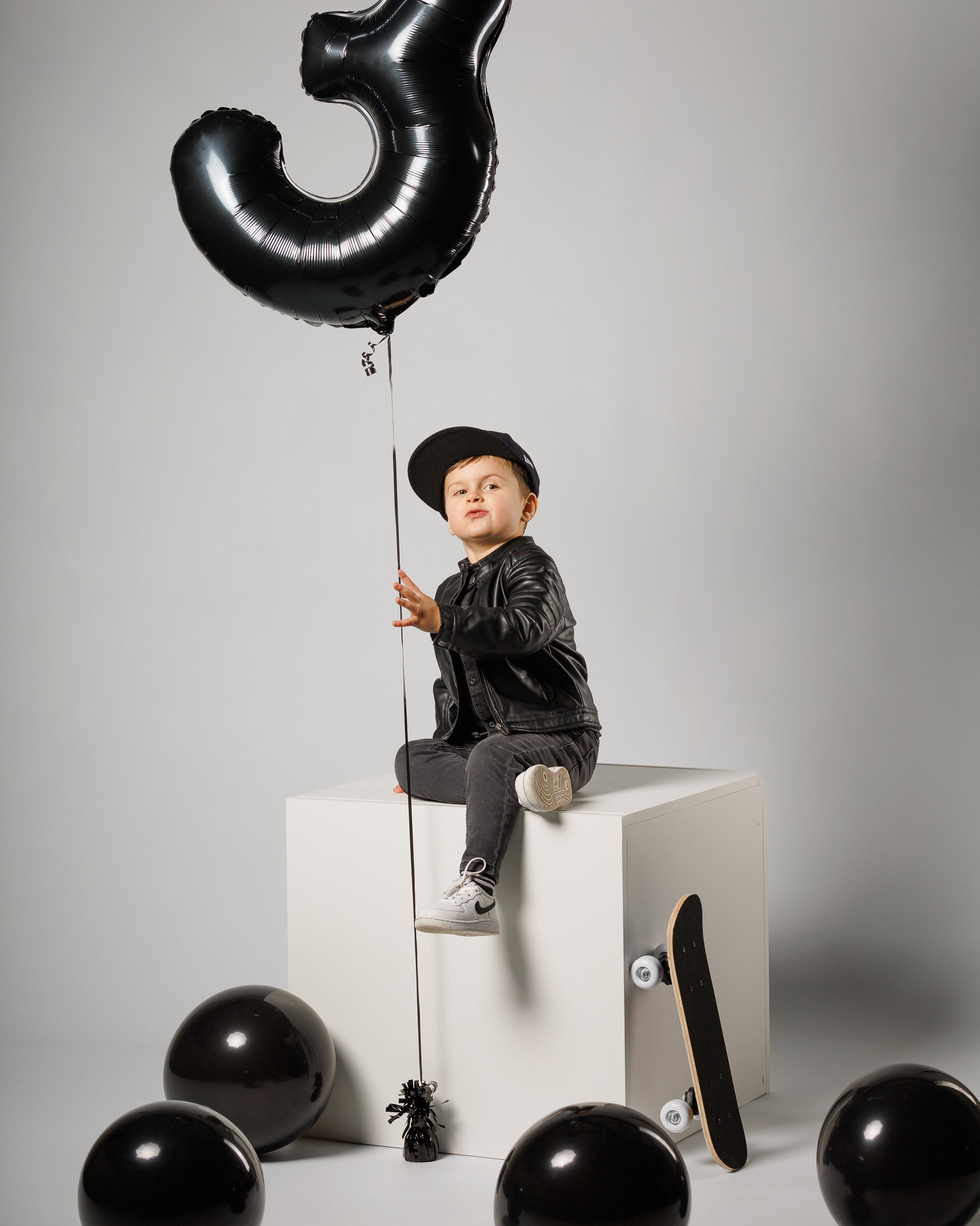 ValStudio. Https://valphoto.wfolio.pro/