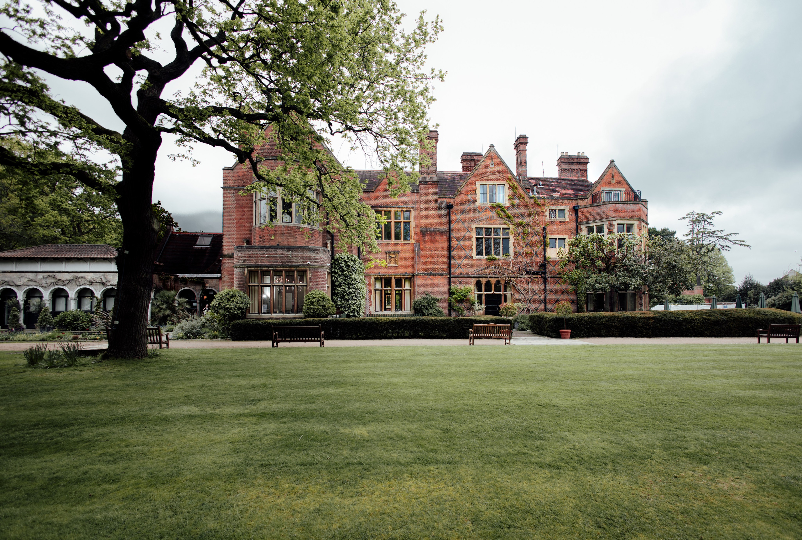 Elegant Wedding Photo Gallery. Timeless Wedding & Event Photography — based London, working across Europe