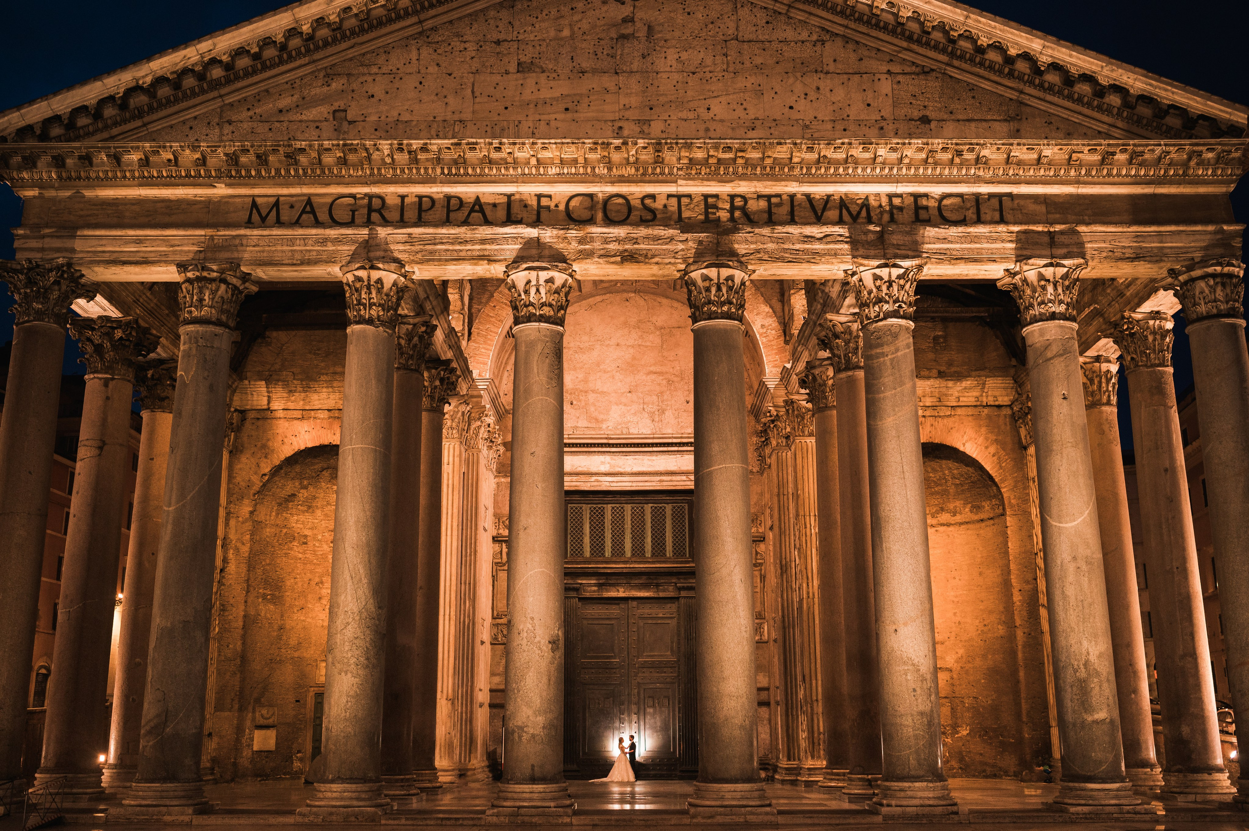 Servizio Post Matrimoniale Notturno a Roma. Fotografo Matrimonio a Roma | Servizio Fotografico Matrimonio