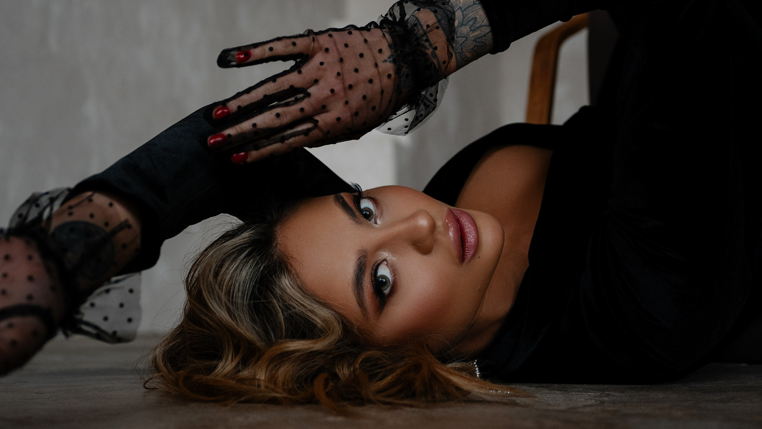 Mazaki. ANNA-MARIA PHOTO CONTENT CREATOR — фотограф, эстет, художник и визуальный эксперт в Instagram, работающий в Праге