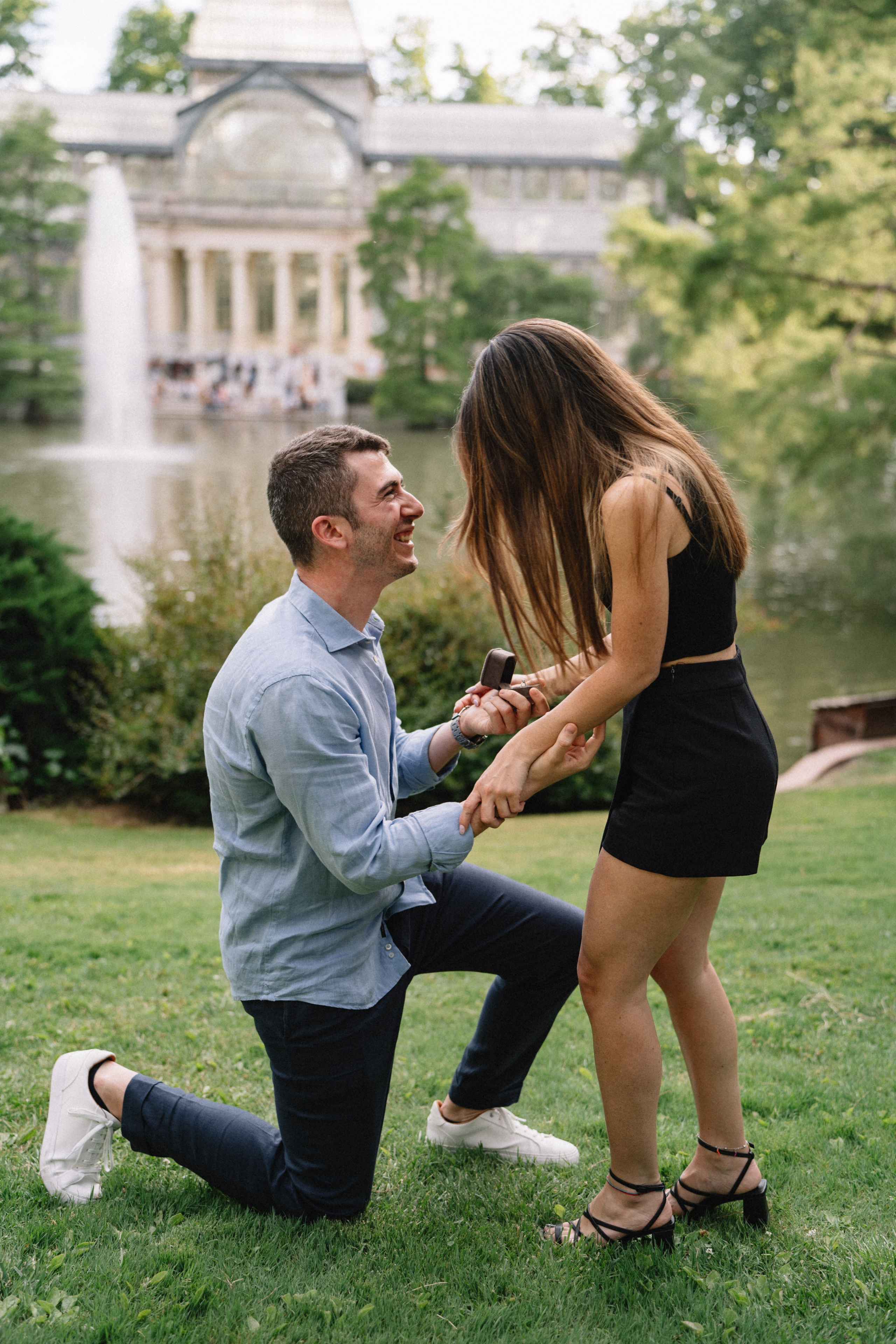 Sesiones de fotos de propuesta de matrimonio en Madrid. Fotógrafo en Madrid, España. Alyona Belyaninova