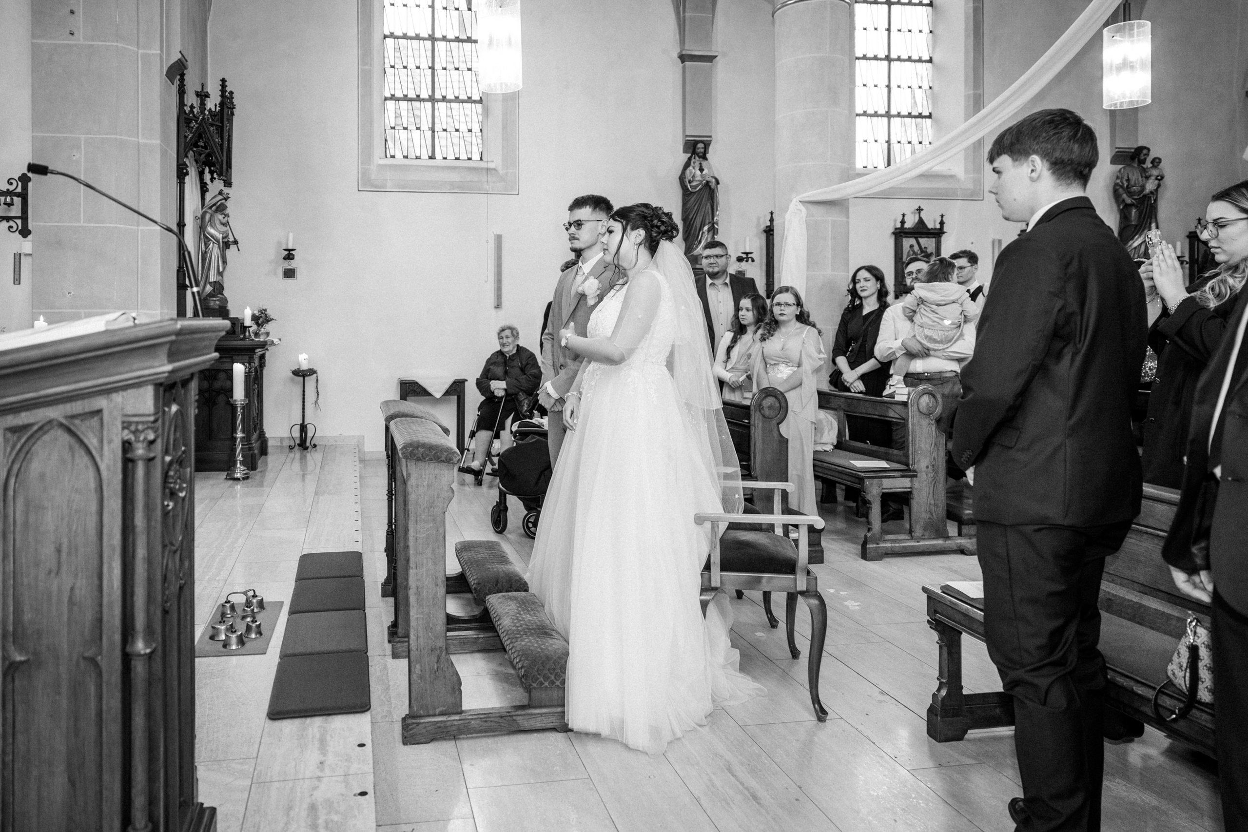 Kirchliche Trauung. Hochzeitfotograf in Bielefeld
