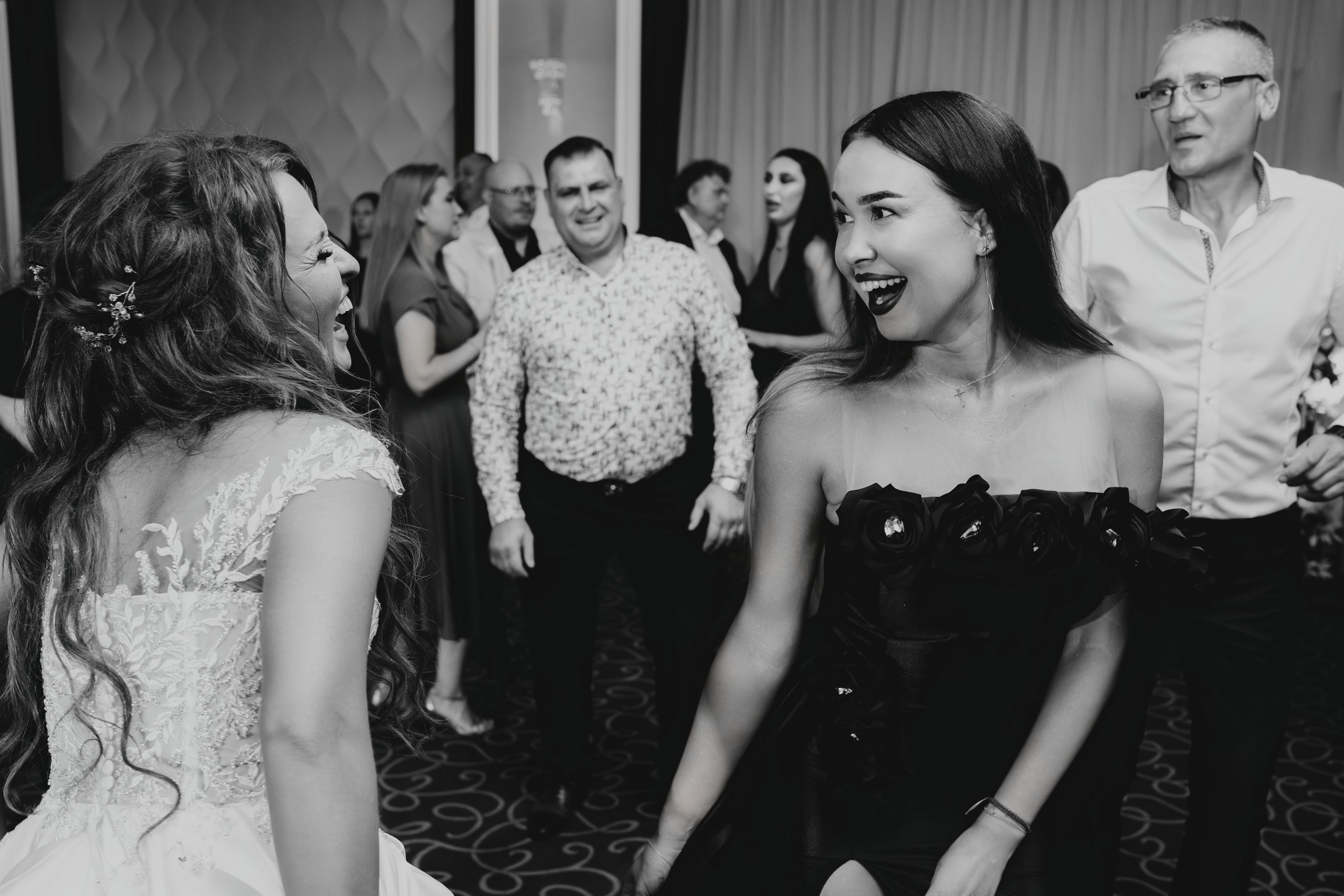 Diana & Daniel. Raw Studio. Fotograful tau de nunta!