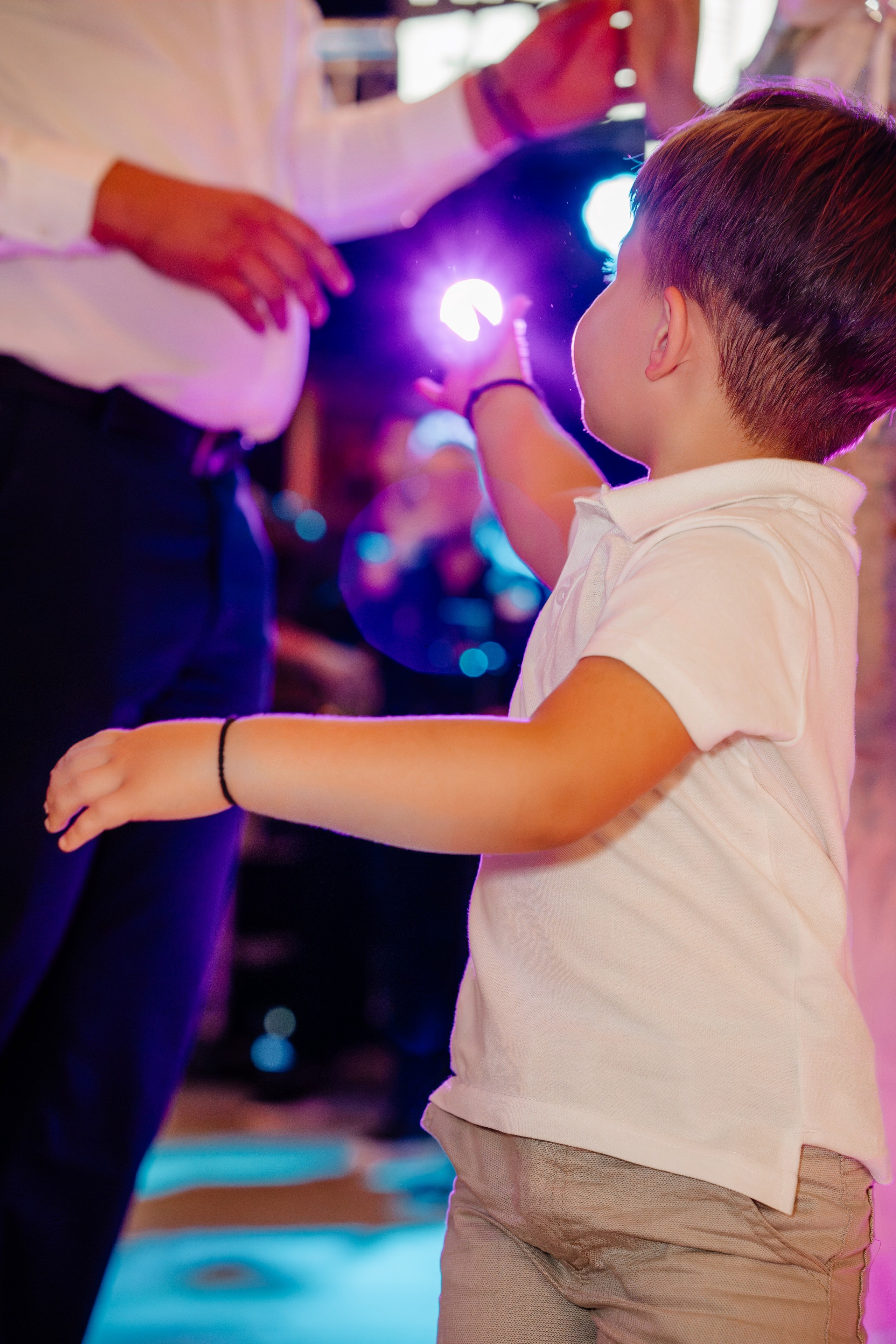 Larisa Ioana. Raw Studio. Fotograful tau de nunta!