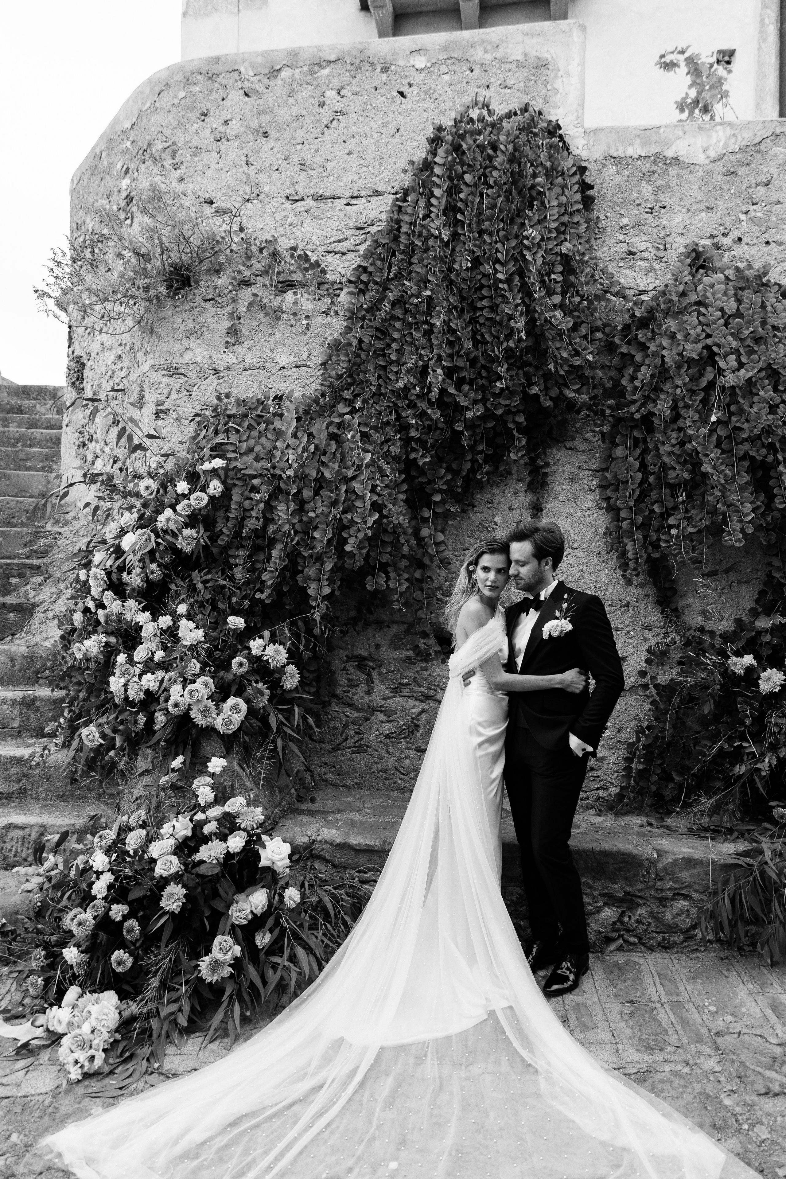 Wedding Photographer Rome Tuscany Como Sicily Puglia Amalfy Italy- Oksana Savenchuk