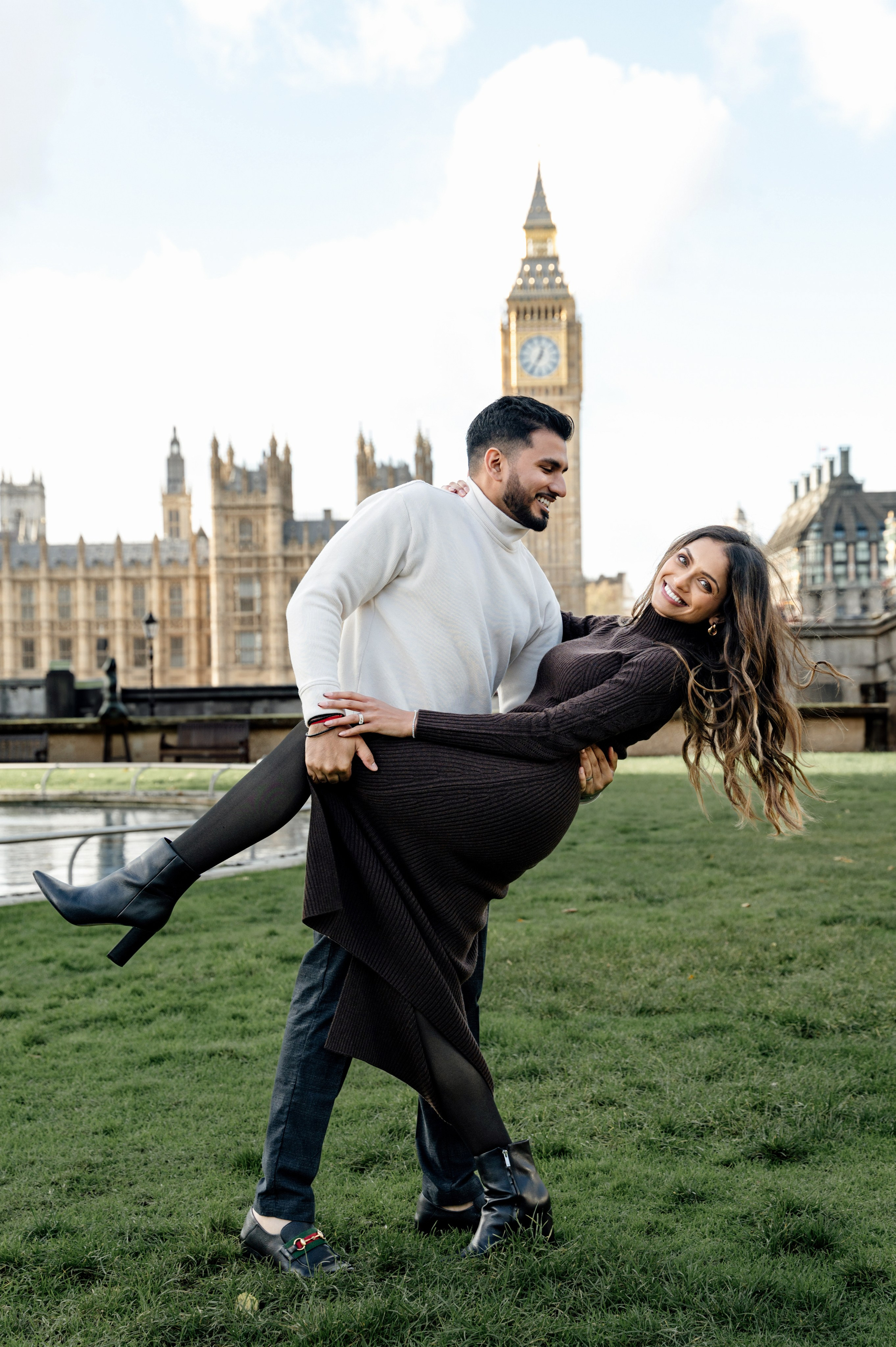 Westminster Kevin&Trisha with baby. FAMILY AND WEDDING PHOTOGRAPHER IN LONDON MARINA RIVA